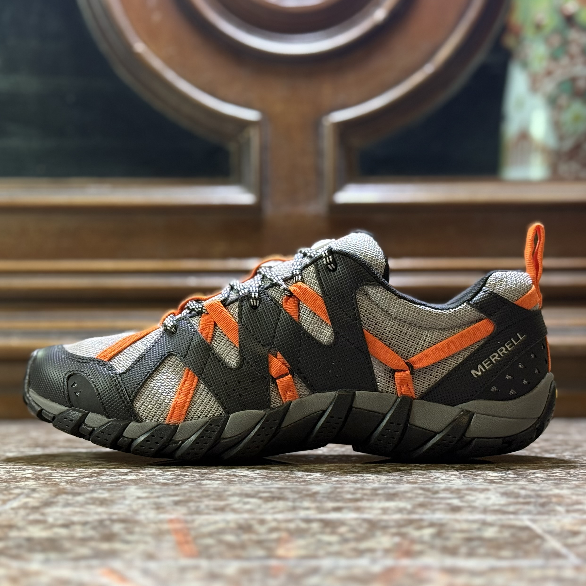 รองเท้าวิ่งเทรล Merrell WaterPRO Maipo 2 ‘Black/Papaya’ (M9/11US)