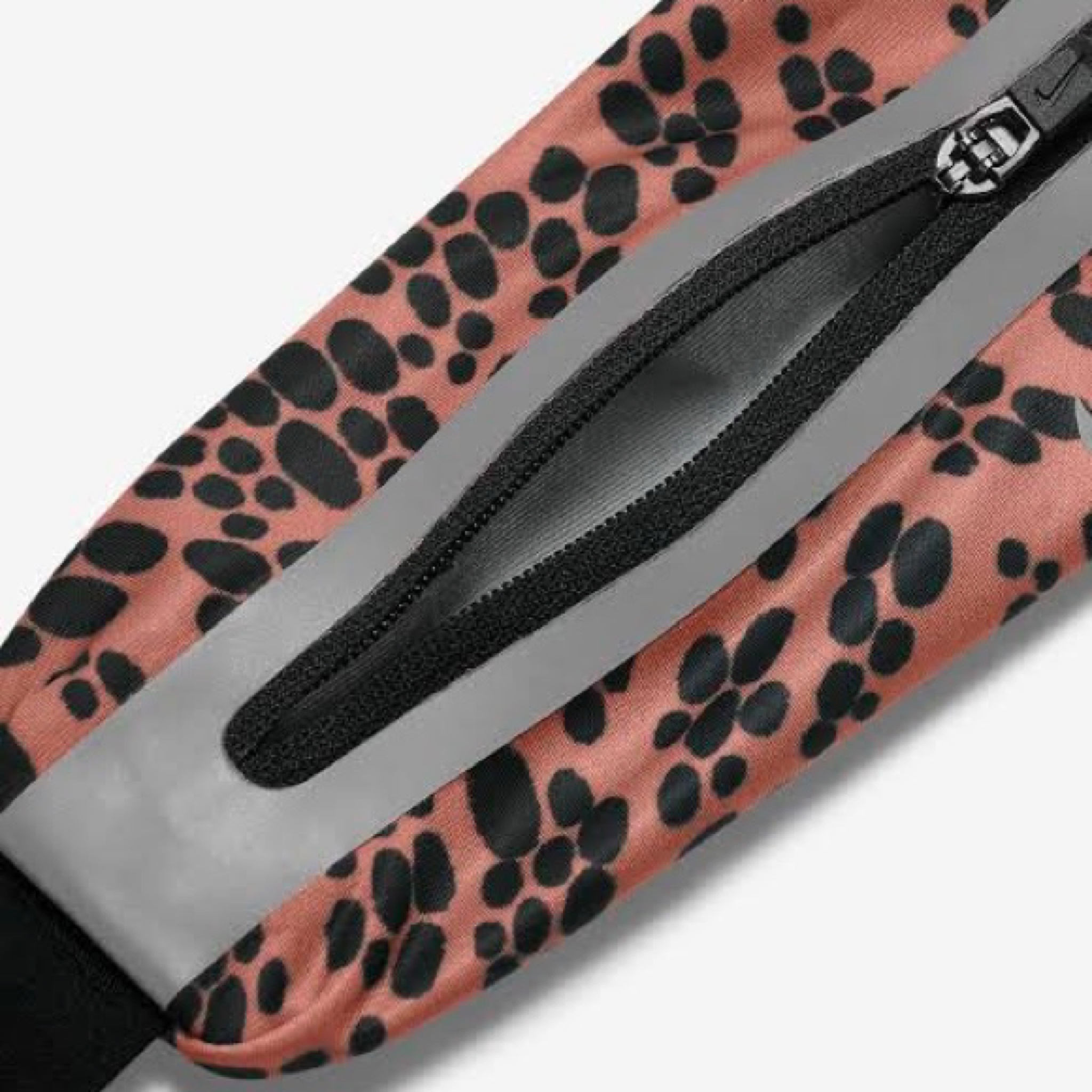 กระเป๋าวิ่ง Nike Running WaistPack ‘Brown’