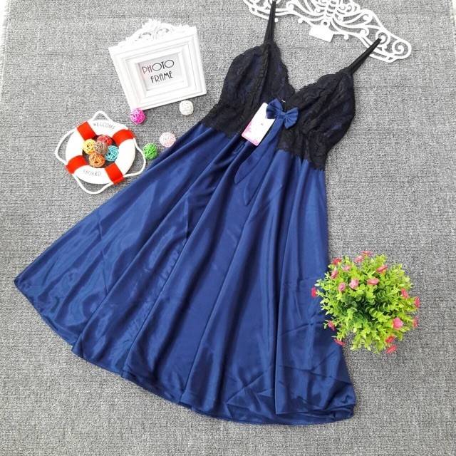 ชุดนอนเดรสสายเดี่ยว