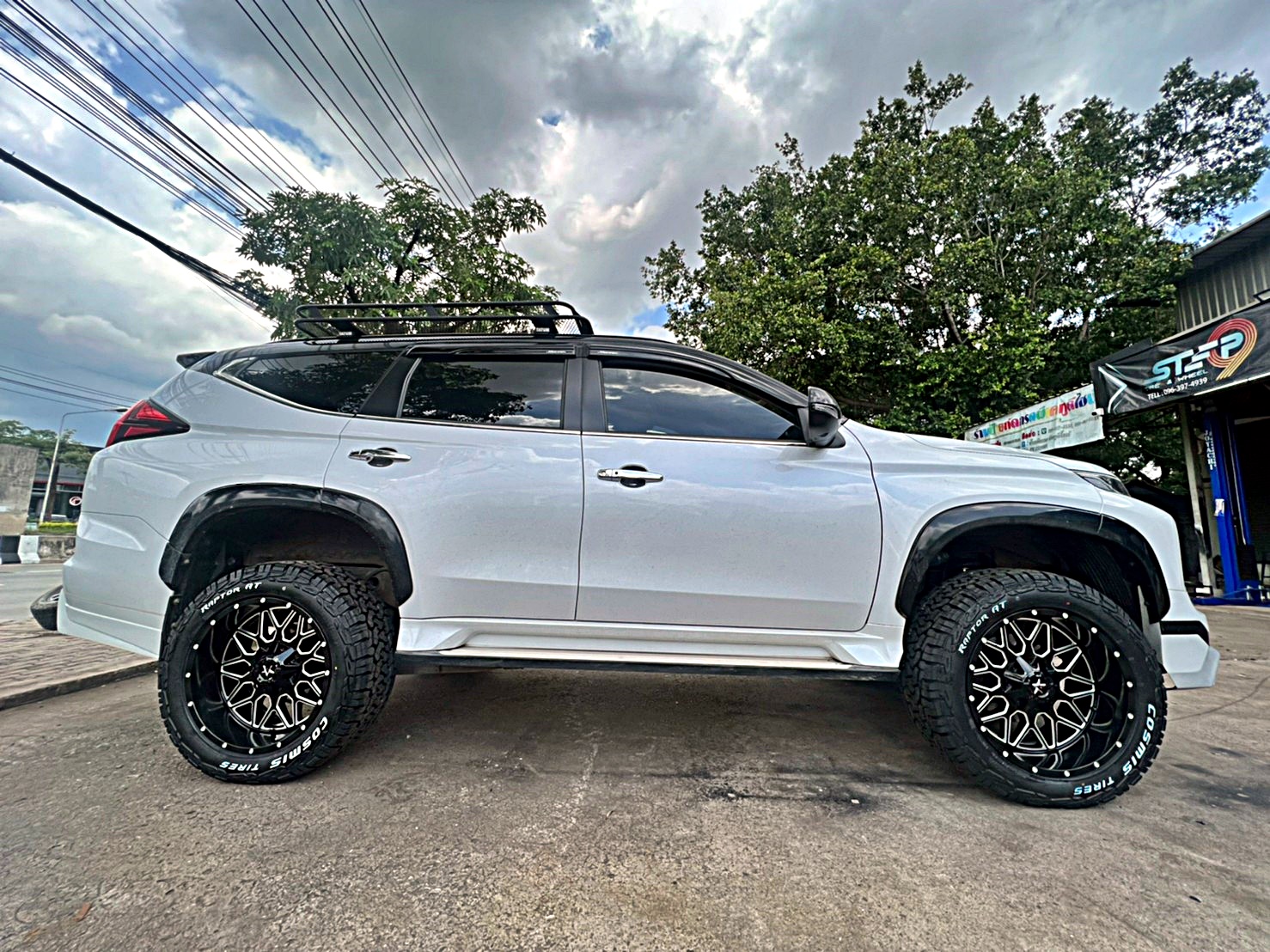 PAJERO_จองคิวจากประจวบ ทำทรงเมกาที่ STEP9