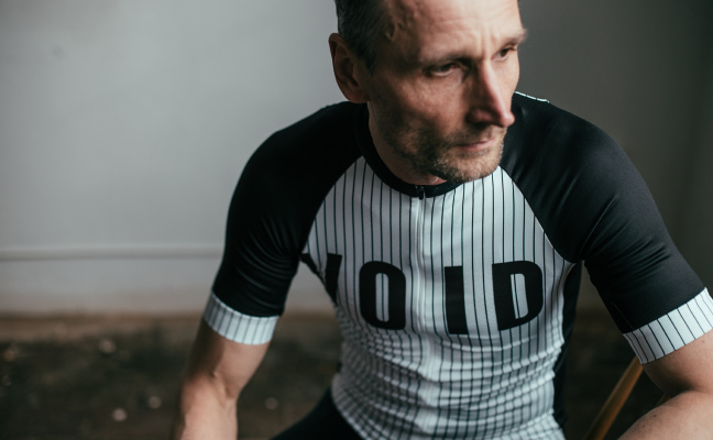 เสื้อจักรยานแขนสั้นทีม VOID 16 (02) สีขาวดำ