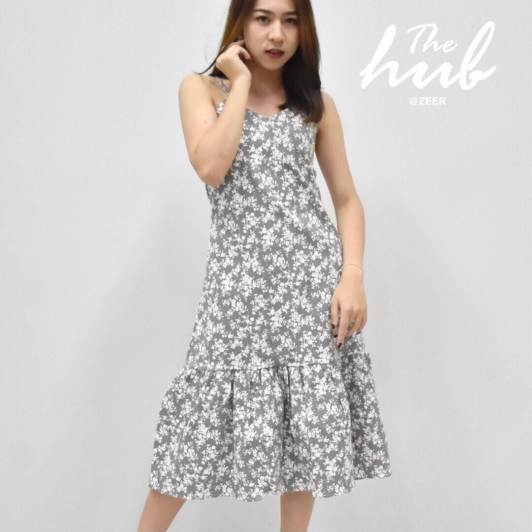 เดรสสายเดี่ยวโทนเทา ลายดอกไม้