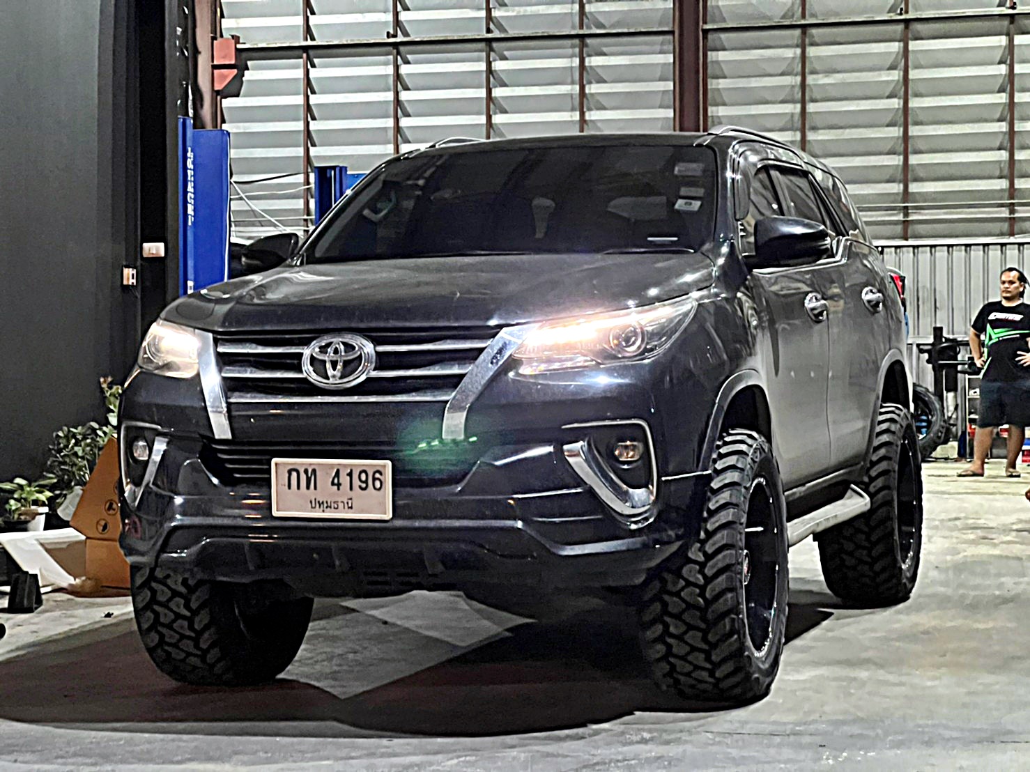 TOYOTA_FORTUNER_จองคิวมาจากปทุมธานี ทำทรงเมกาที่ STEP9
