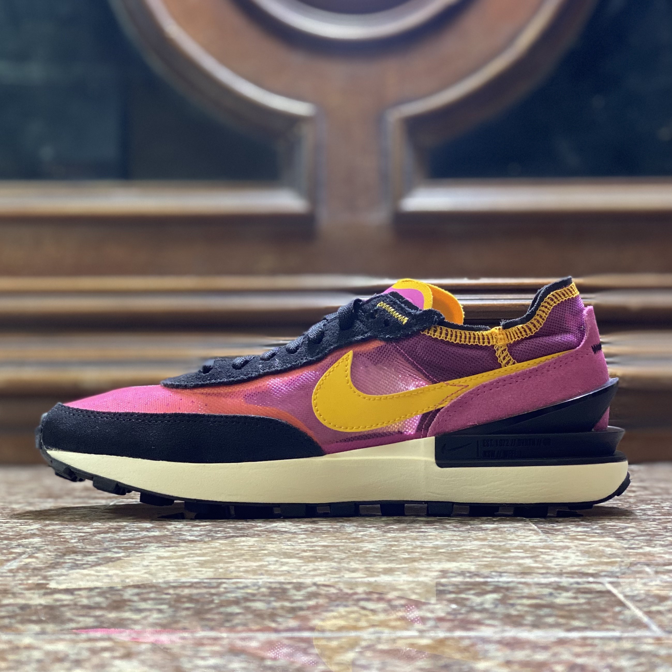รองเท้า Nike Waffle One ‘Fuchsia’ (W7.5US)