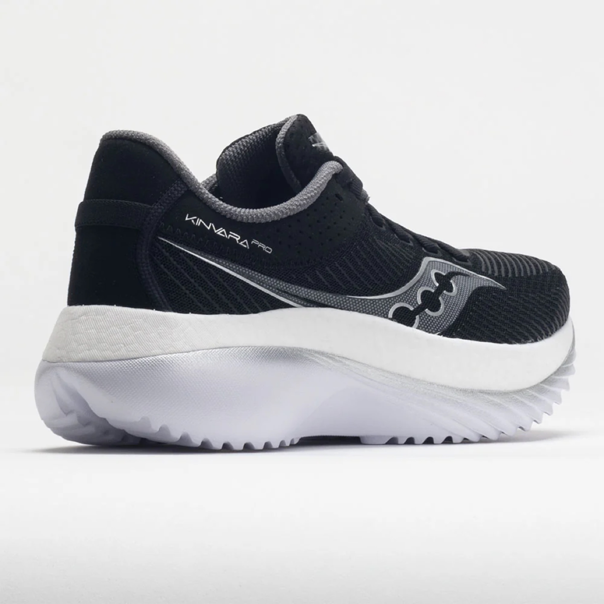 รองเท้าวิ่ง Saucony Kinvara PRO ‘BLACK’ (M9.5/10.5/11US)