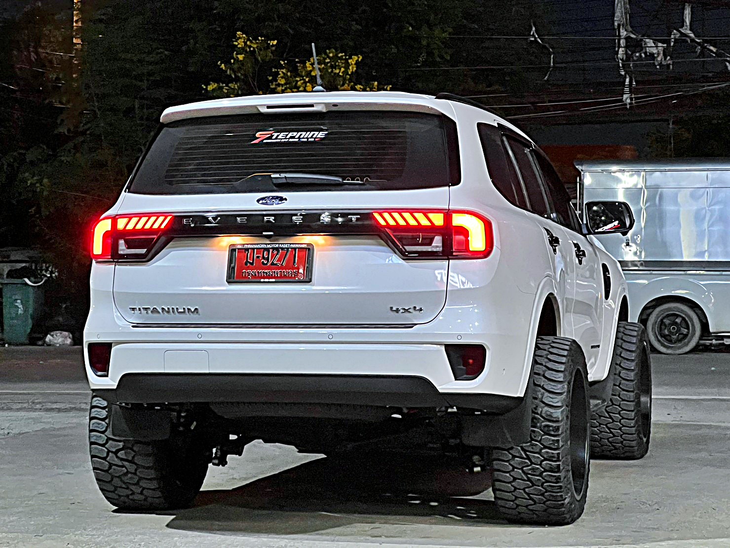 FORD EVEREST NEXTGEN ล้อแท้ HOSTILE H120 ขอบ22 ที่ STEP9