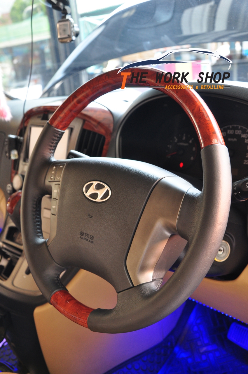 Steering Wheel for H-1 ( พวงมาลัยหุ้มหนัง และลายไม้แบบหรู )