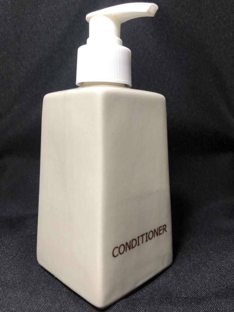 ขวดเซรามิค Conditioner ทรงเหลี่ยม หัวปั้ม