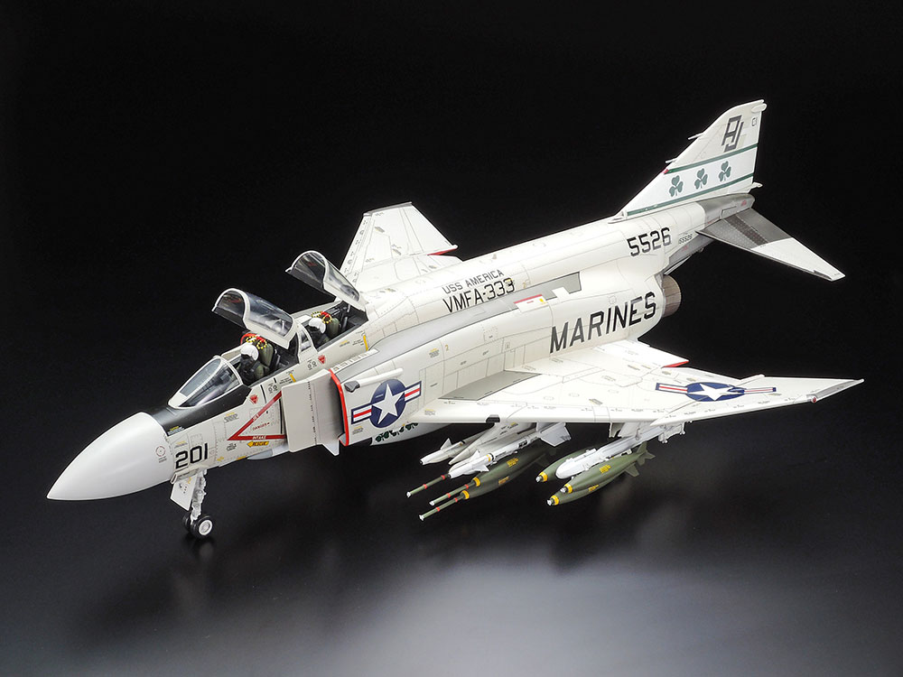 1/32 SCALE McDONNELL DOUGLAS F-4J PHANTOM Ⅱ MARINES