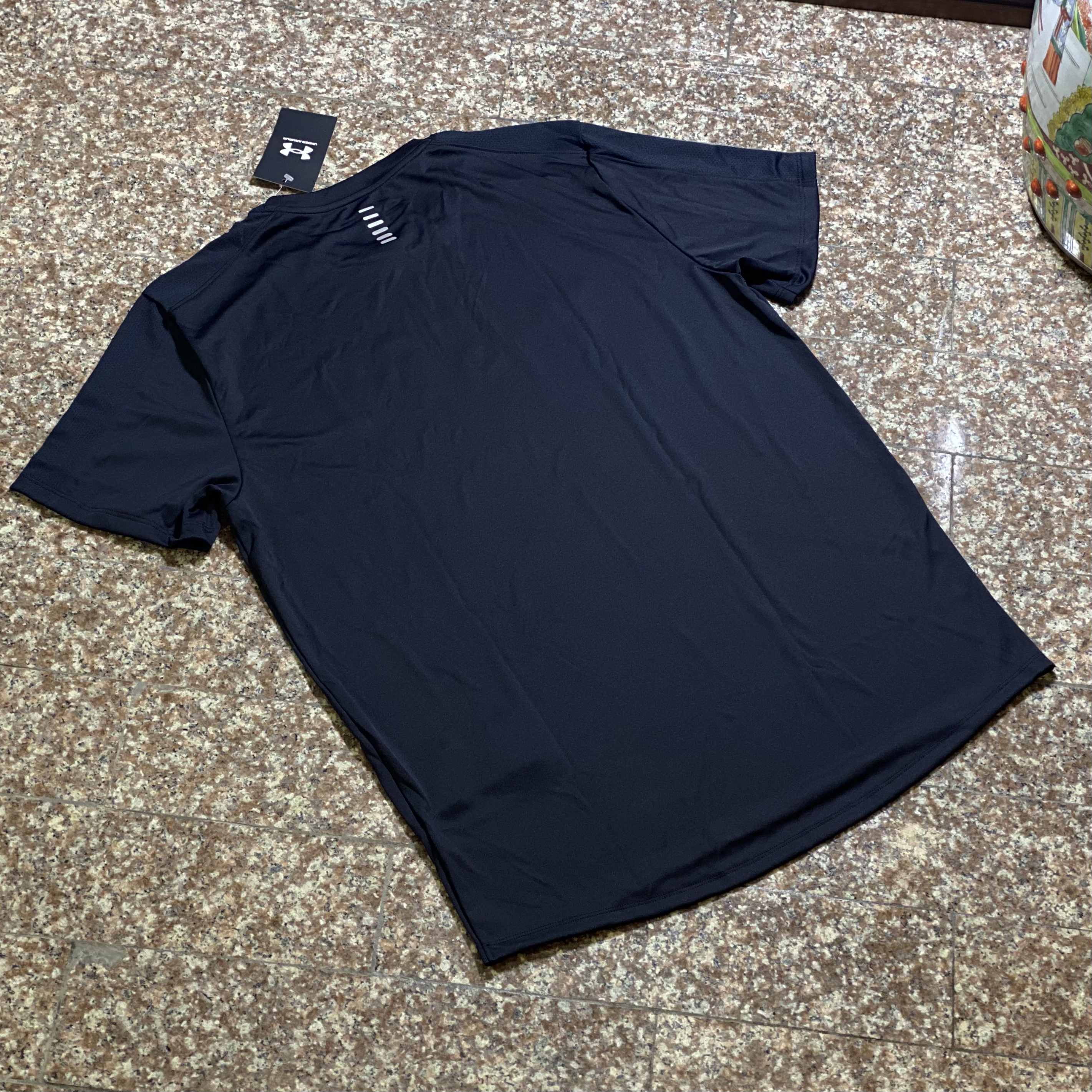 เสื้อวิ่ง Under Armour Graphic Running Shirt (SM)