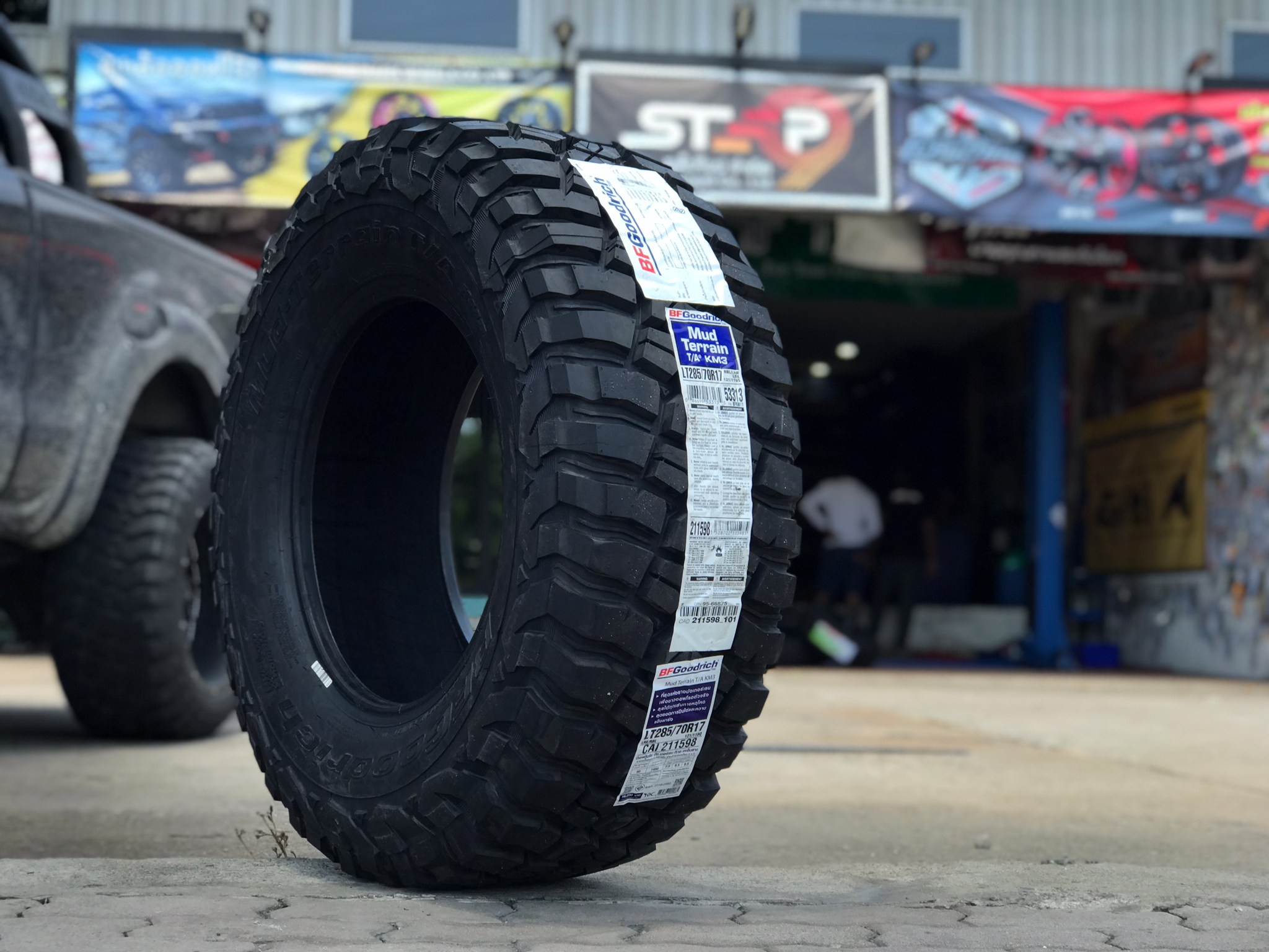 BF GOODRICH KM3 285/70-17 มาใหม่ปี21