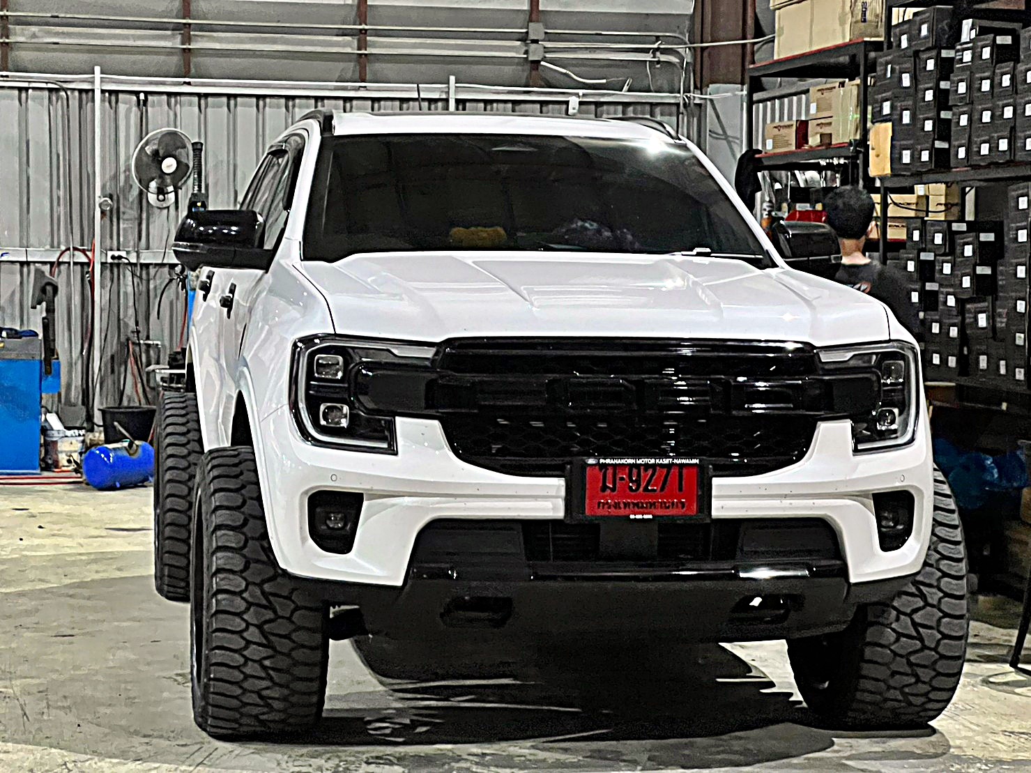 FORD EVEREST NEXTGEN ล้อแท้ HOSTILE H120 ขอบ22 ที่ STEP9