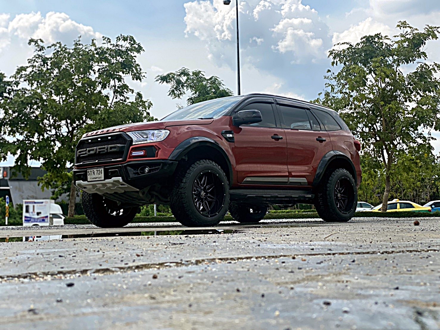 FORD EVEREST จัดทรงเมกาที่ STEP9