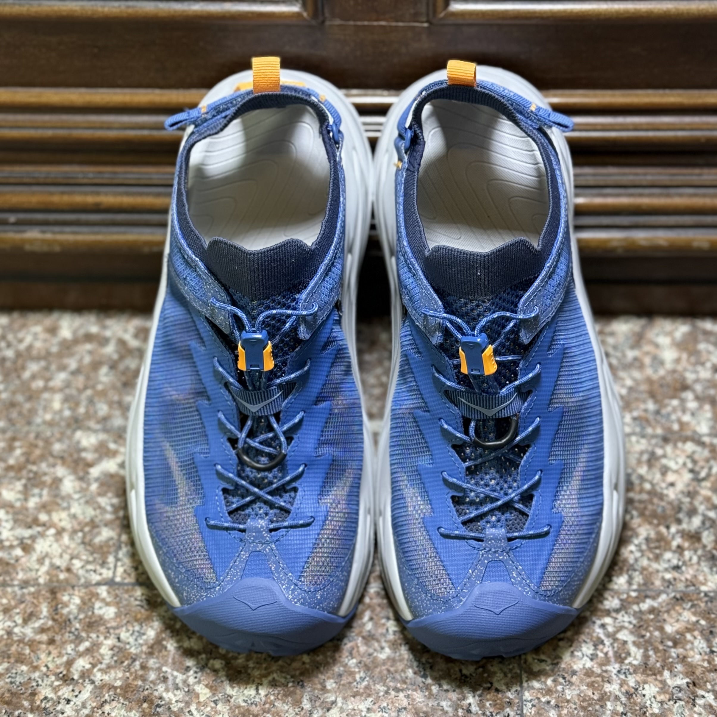 รองเท้า HOKA Hopara 2 ‘Foggy Night/Stardust’ (M8.5/9/9.5/10US)