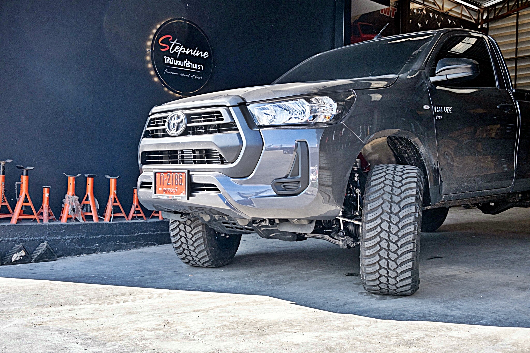 #TOYOTA_REVO_หัวเดียว จองคิวมาจากสุพรรณบุรี ทำทรงเมกาที่STEP9