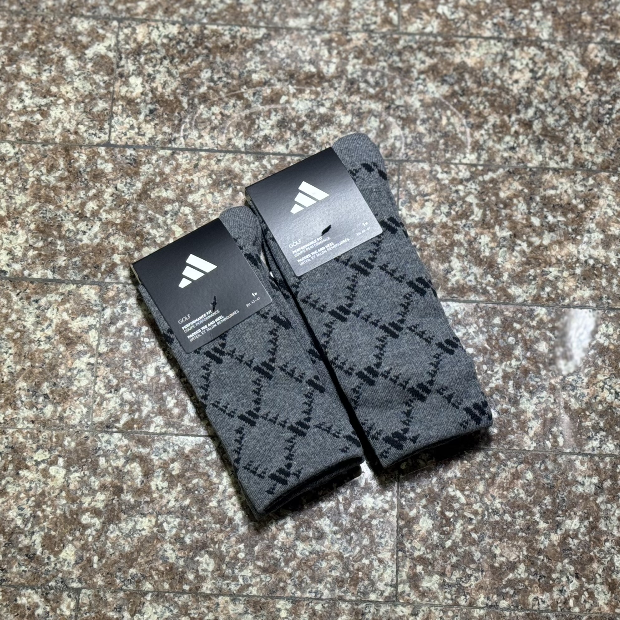 ถุงเท้า Adidas Monogram Crew Socks ‘Grey Five’ (M,L)