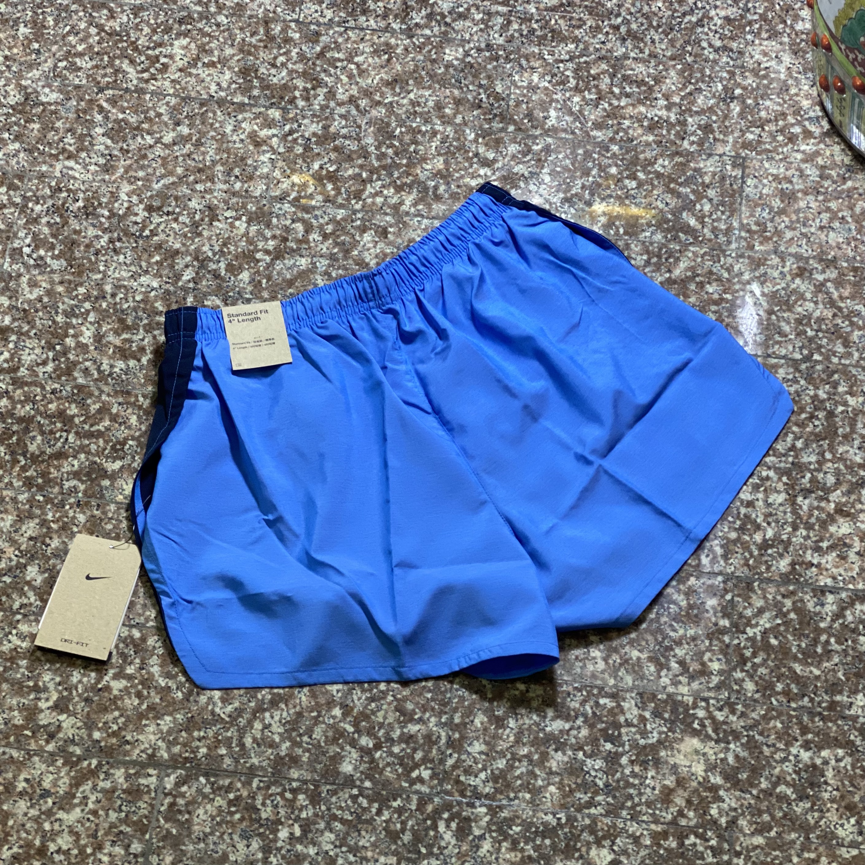 กางเกงวิ่ง Nike Dri-Fit Heritage 4” Running Shorts (M)