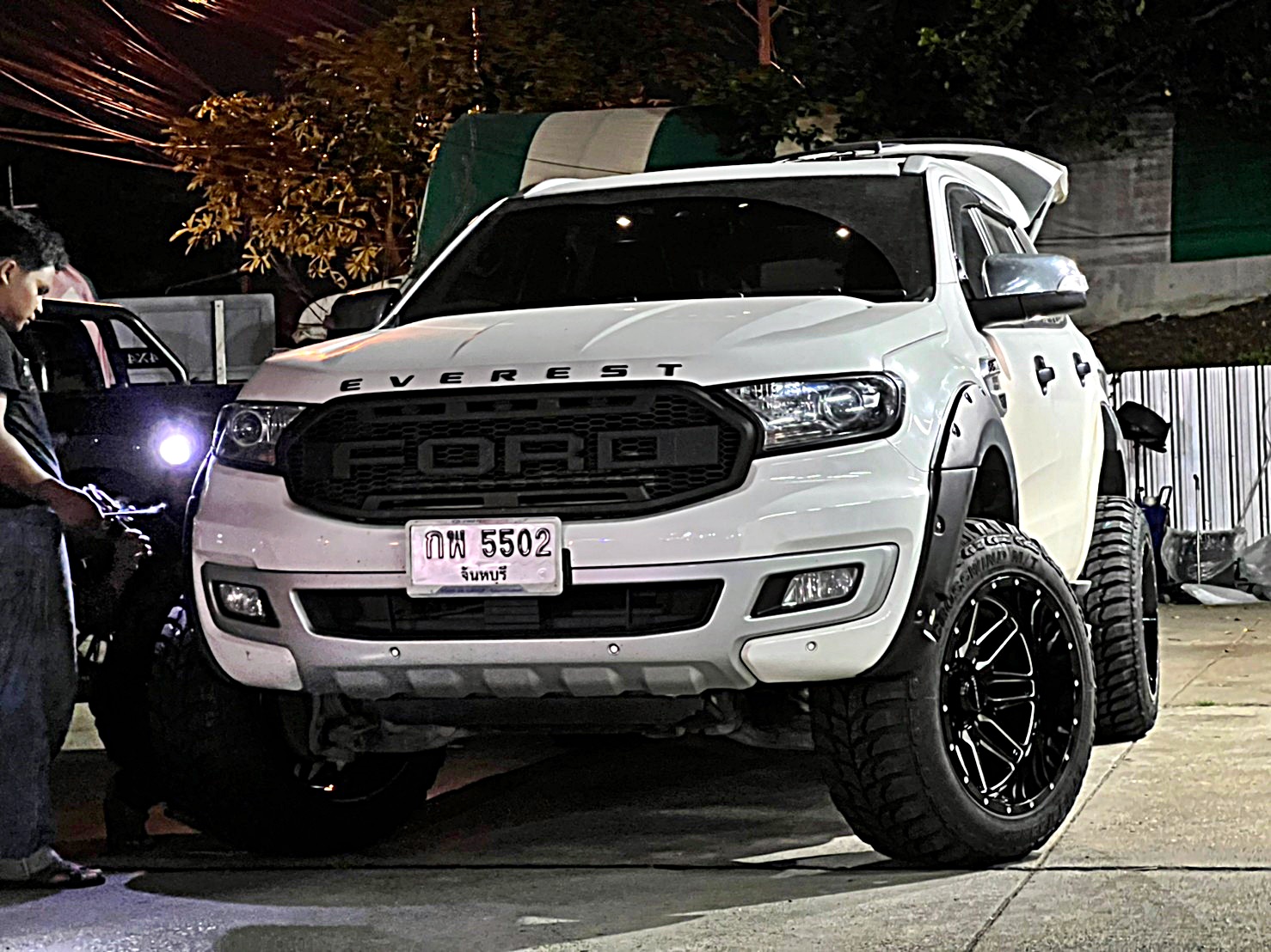 FORD_EVEREST_จันทบุรี จัดทรงเมกาที่ STEP9