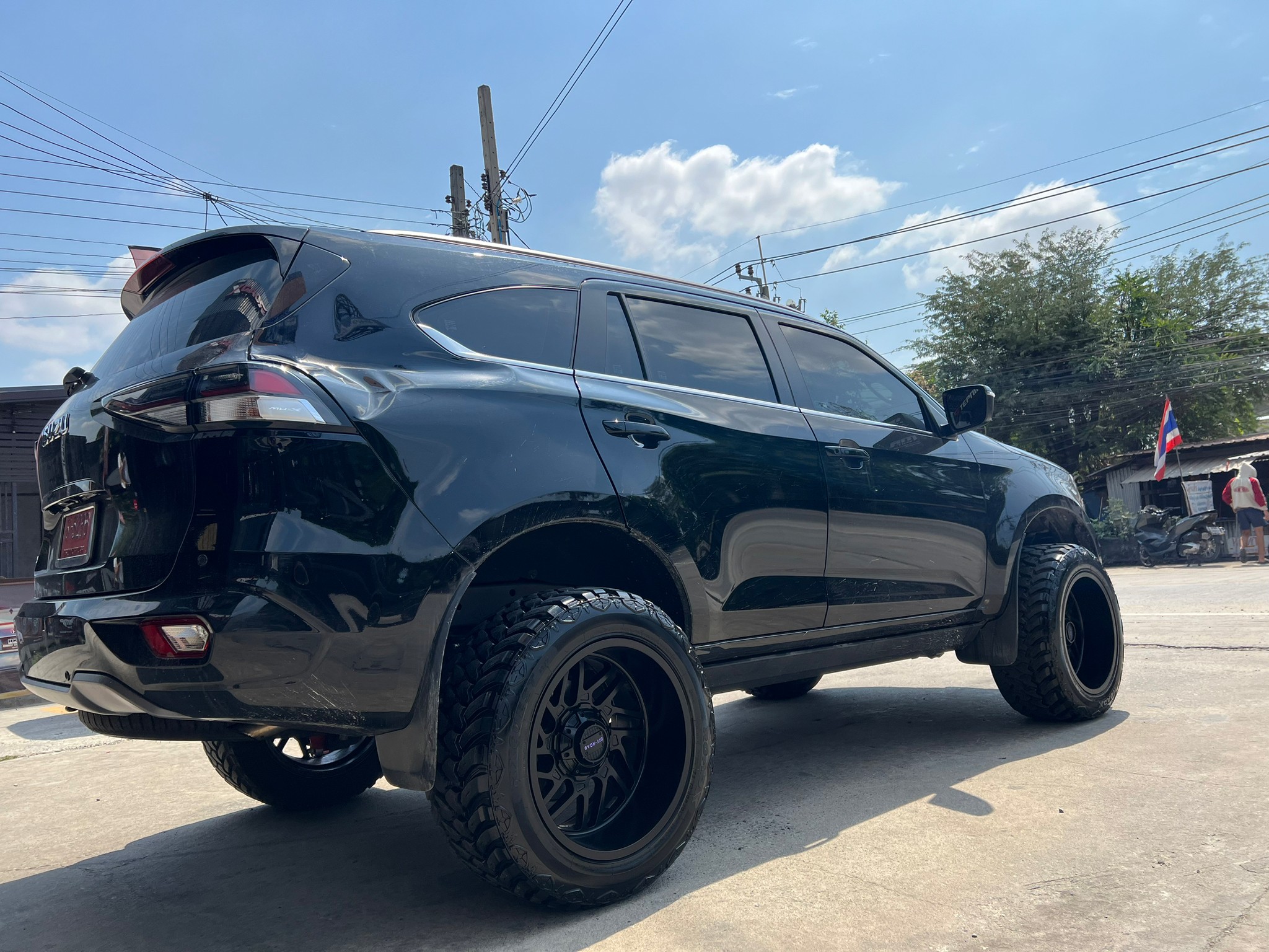 ชุดเเต่ง ISUZU MU-X