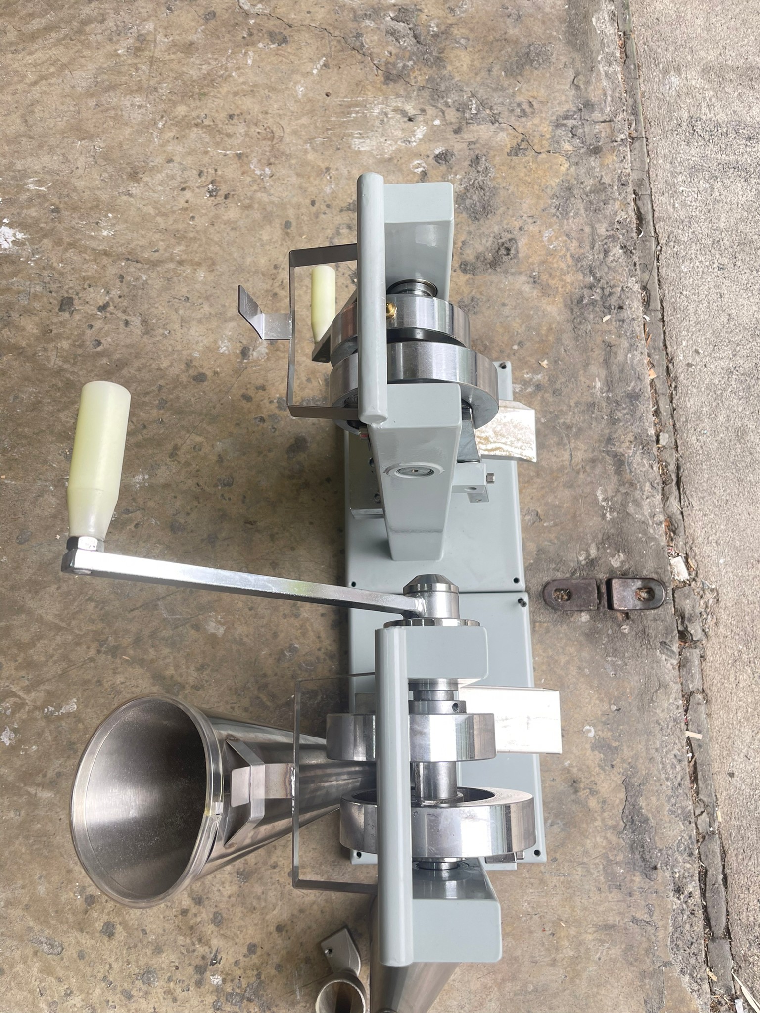 🌈13347 TDP-0T เครื่องอัดเม็ดยา ผงสมุนไพร แบบมือหมุน ใช้งานง่ายสะดวก ตอกเม็ดยา