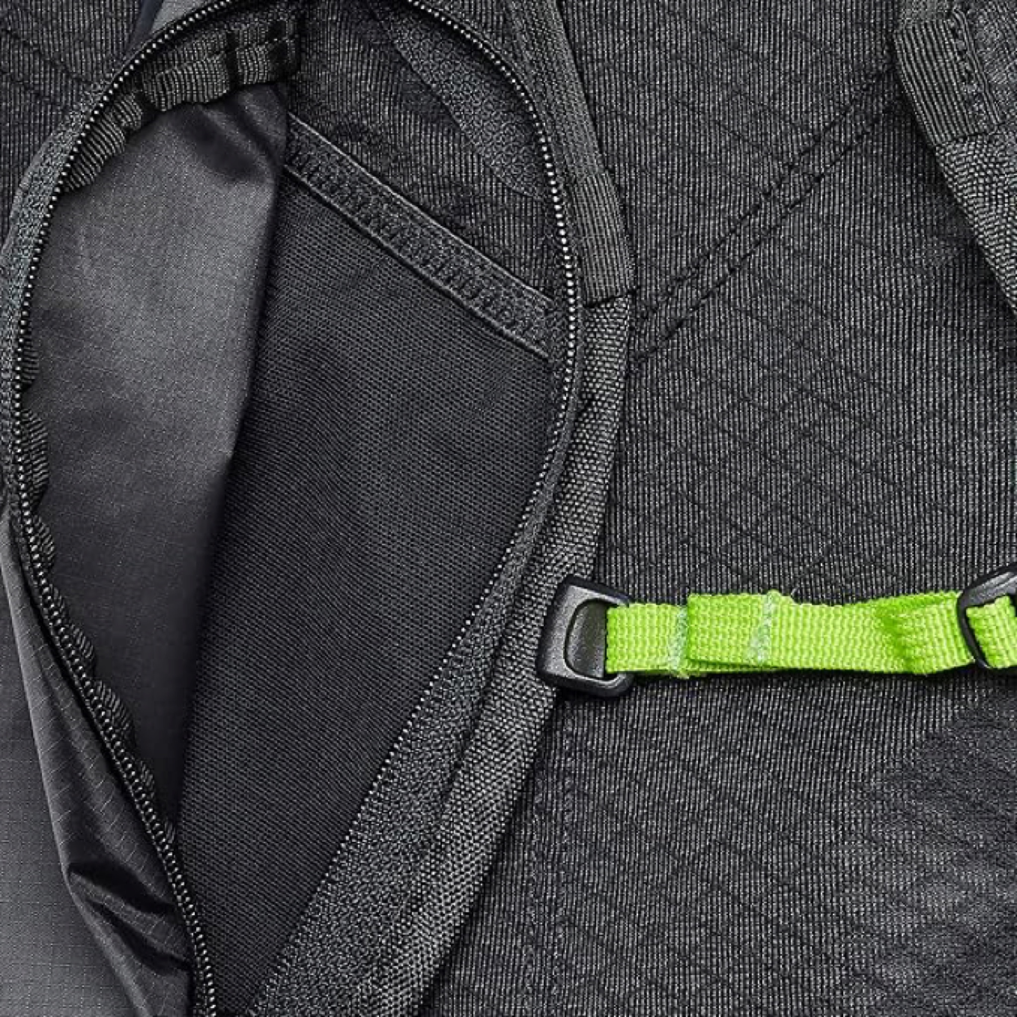 กระเป๋าวิ่ง ASICS Trail BackPack ‘BLACK’ (10L)