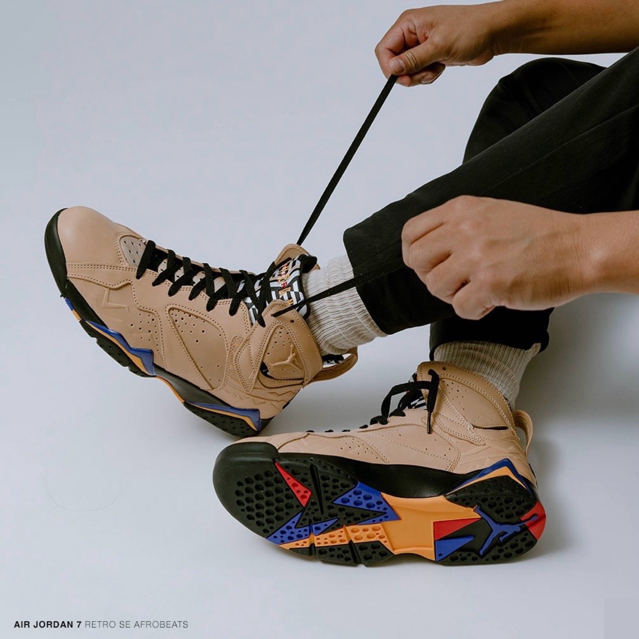 รองเท้า Nike Air Jordan 7 Retro SE ‘Afrobeats’ (M9.5/10.5US)