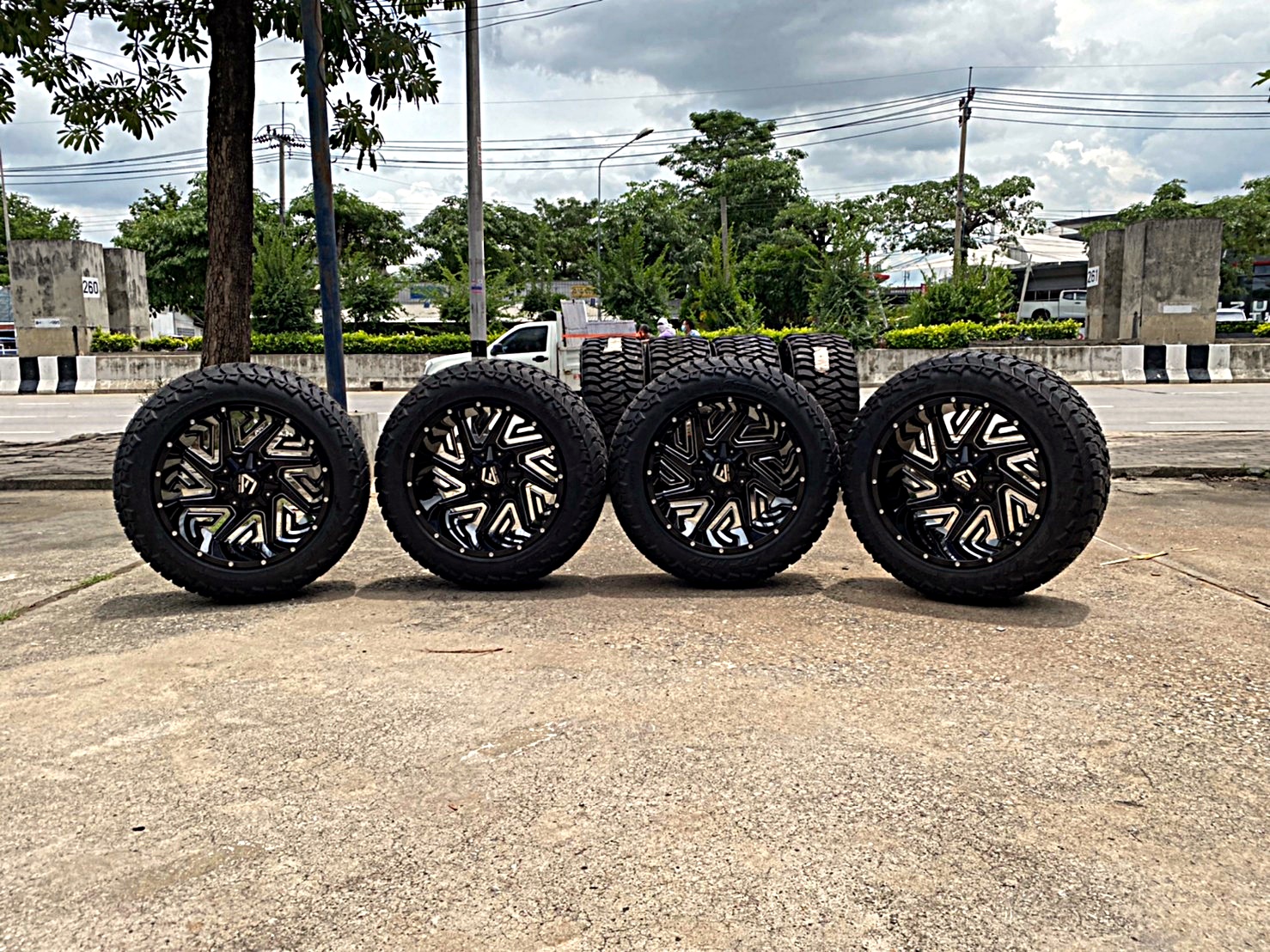 FORD WILDTRAK จัดทรงเมกาที่ STEP9