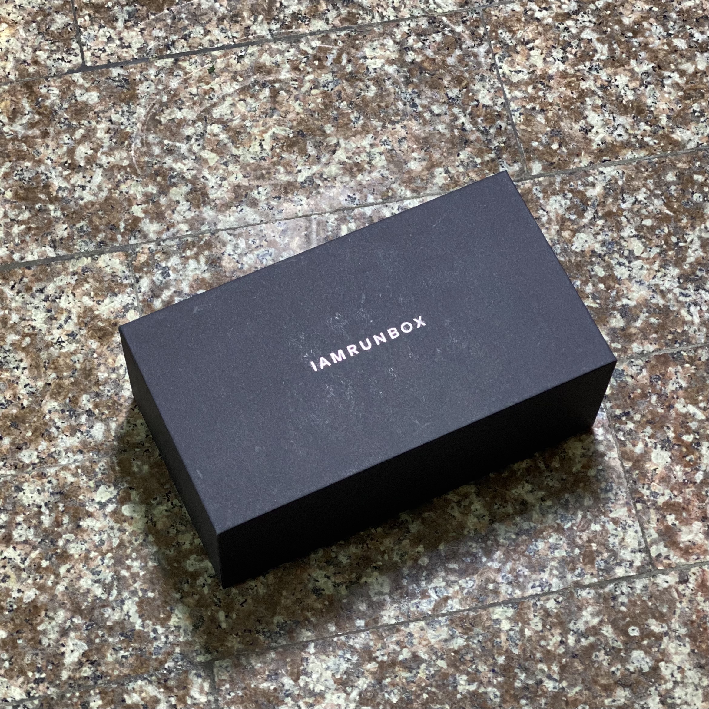 กระเป๋าวิ่ง Iamrunbox MINI ‘BLACK’