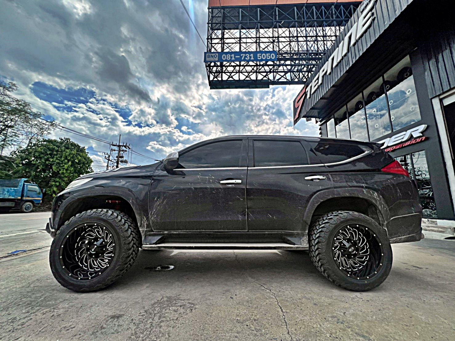 #PAJERO_ทรงเมกา ที่ STEP9