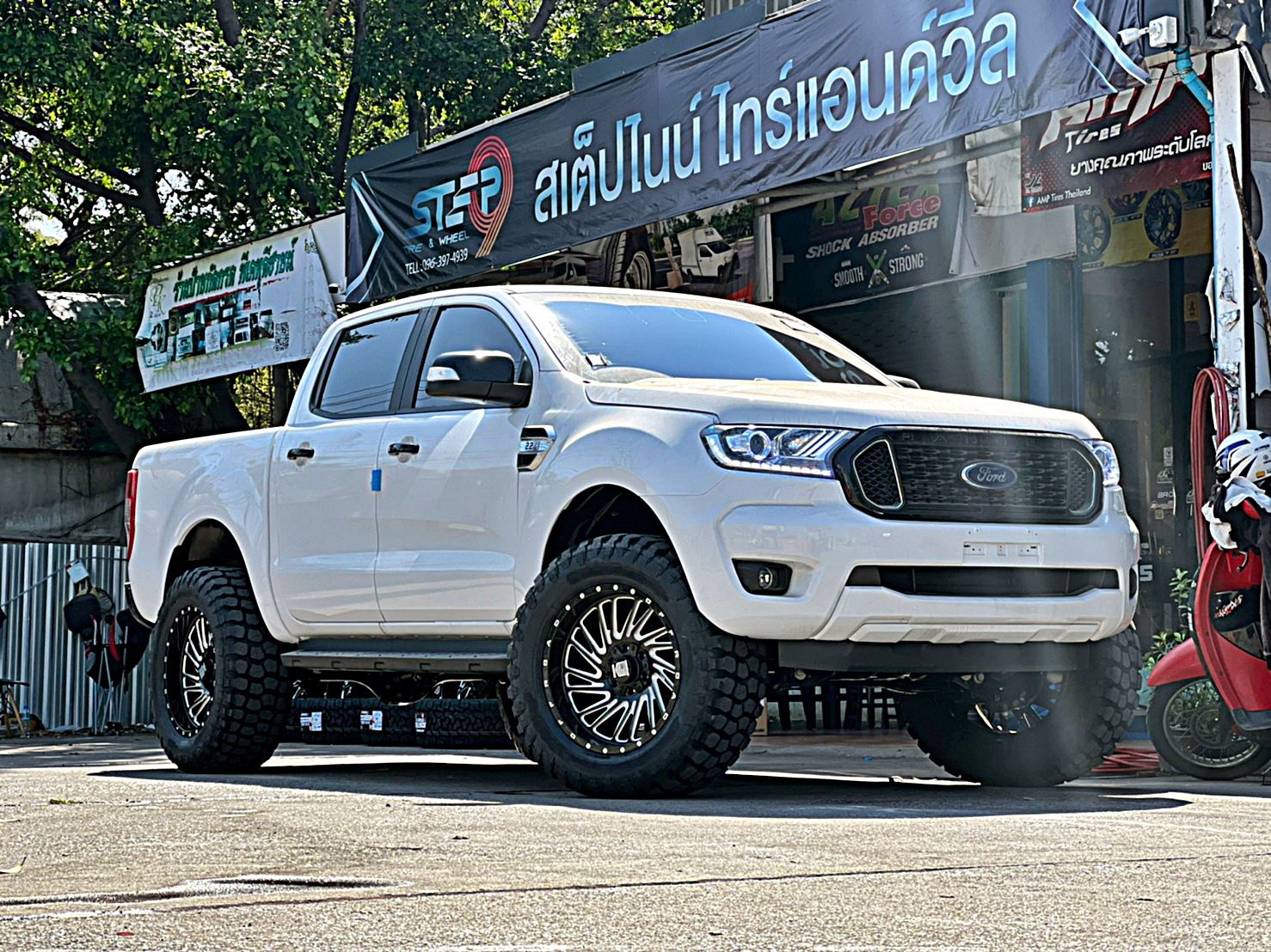 AMERICAN_WARRIOR FORD ทรงเมกา
