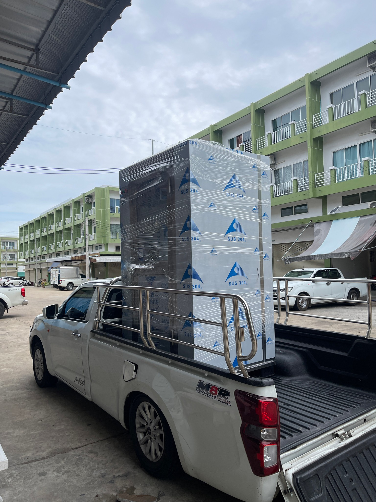 ตู้เป่าลมทางเข้าห้องคลีนรูม Air Shower BFS-FLS