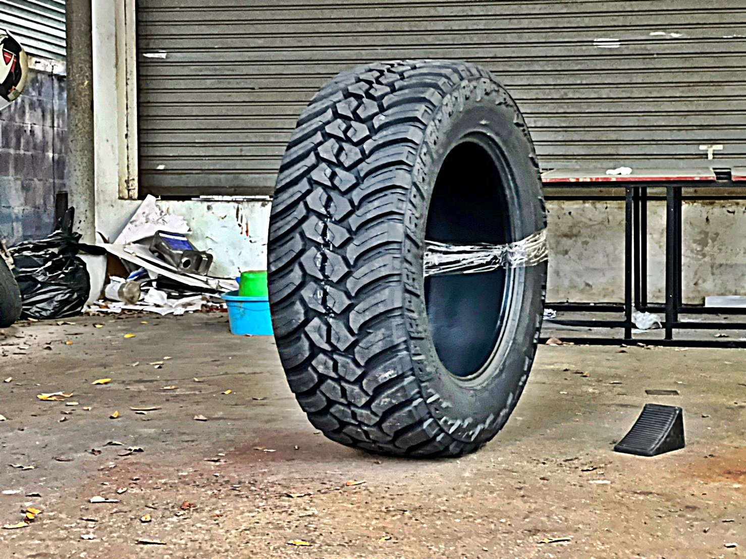 สินค้าชุดแต่ง ทรงเมกา ของ STEP9