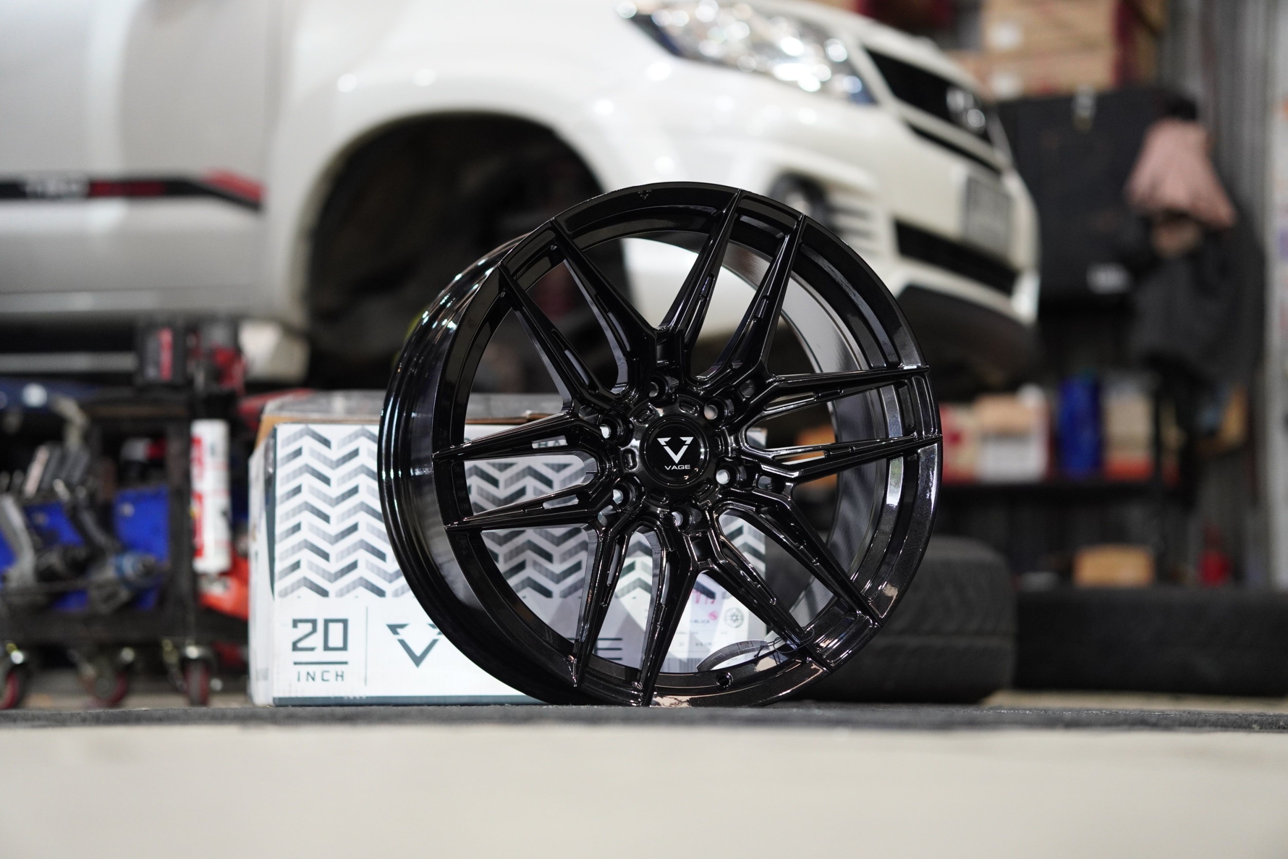 VAGE VF062-SUV