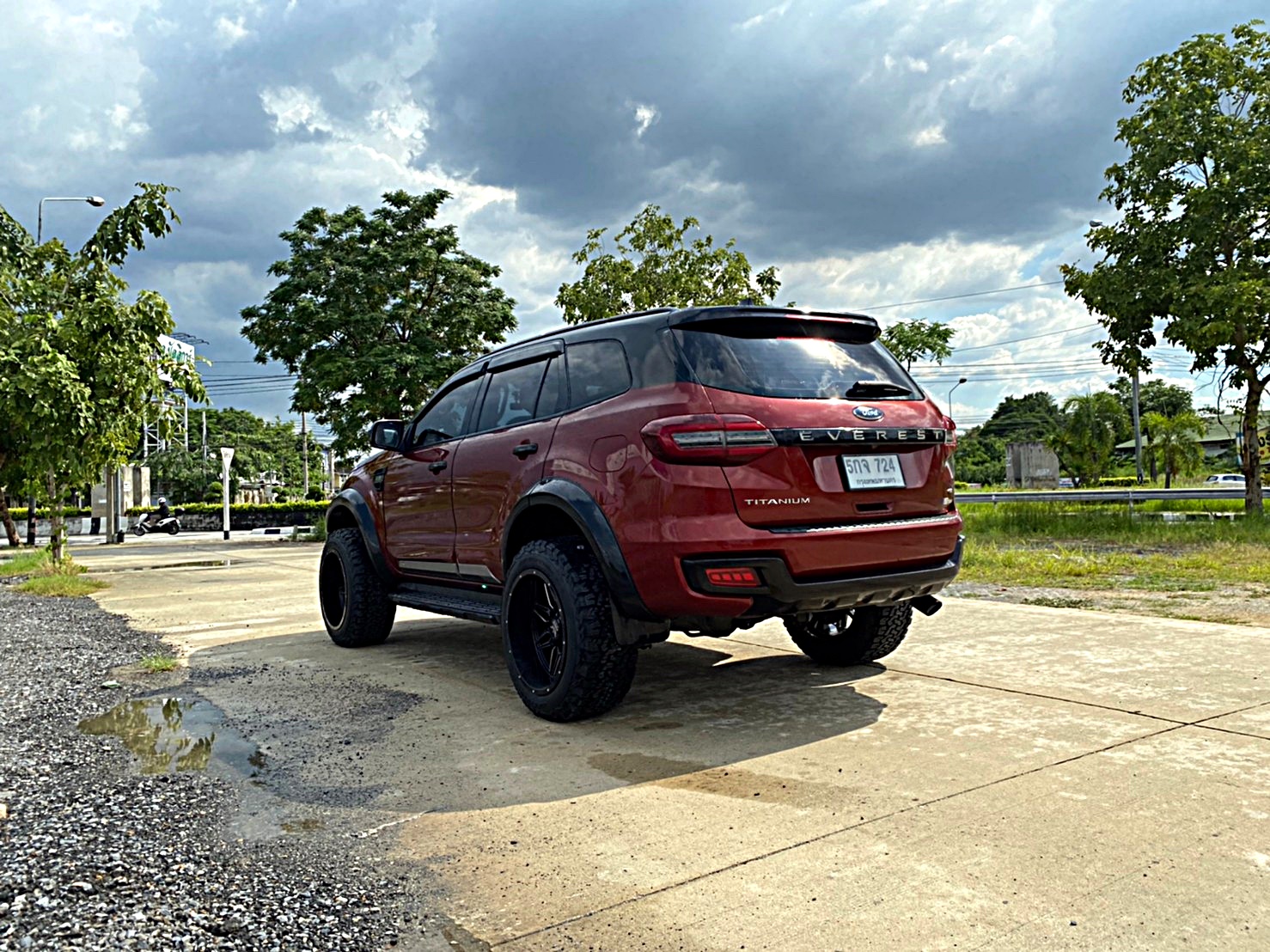 FORD EVEREST จัดทรงเมกาที่ STEP9