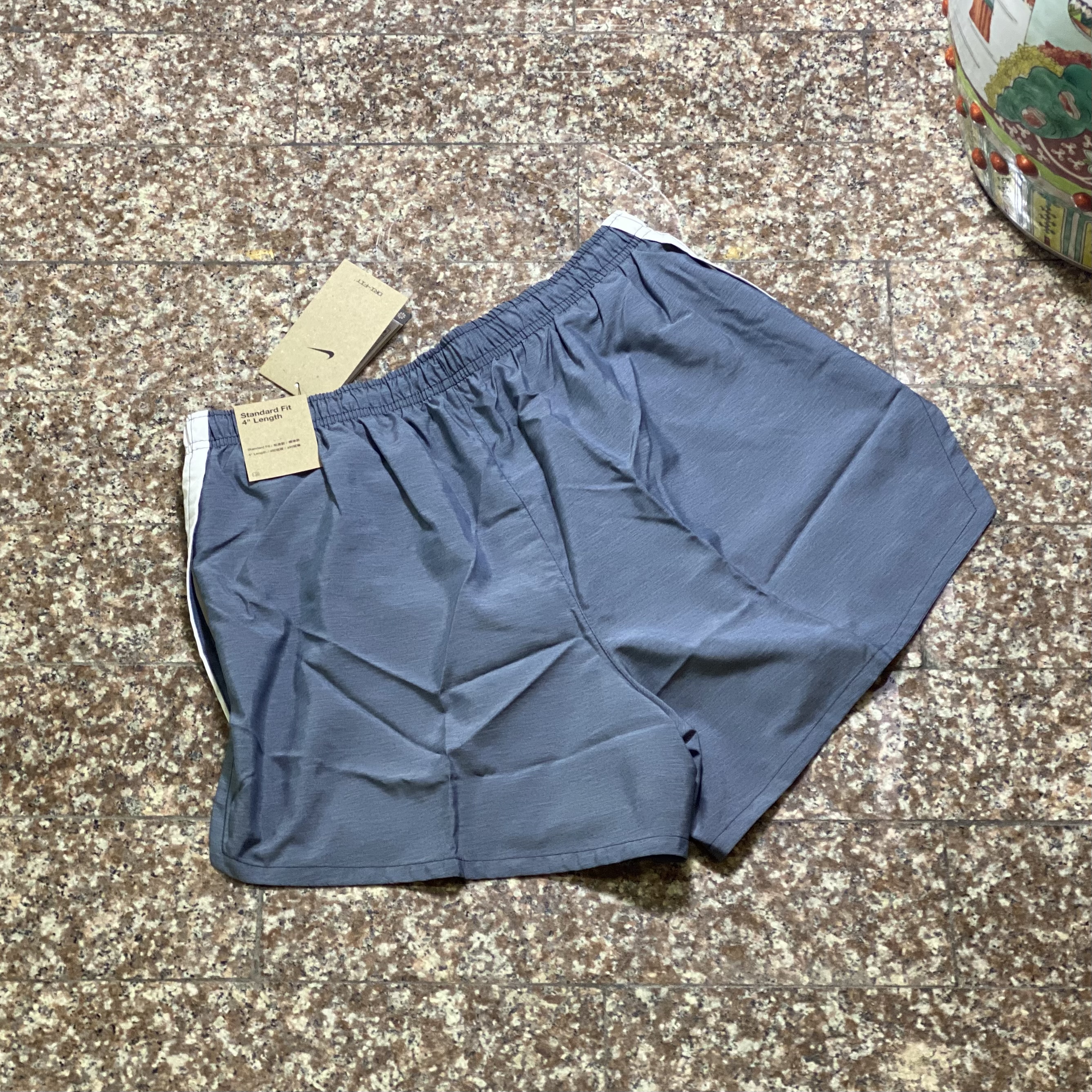 กางเกงวิ่ง Nike Dri-Fit Heritage 4” Running Shorts (M,L)