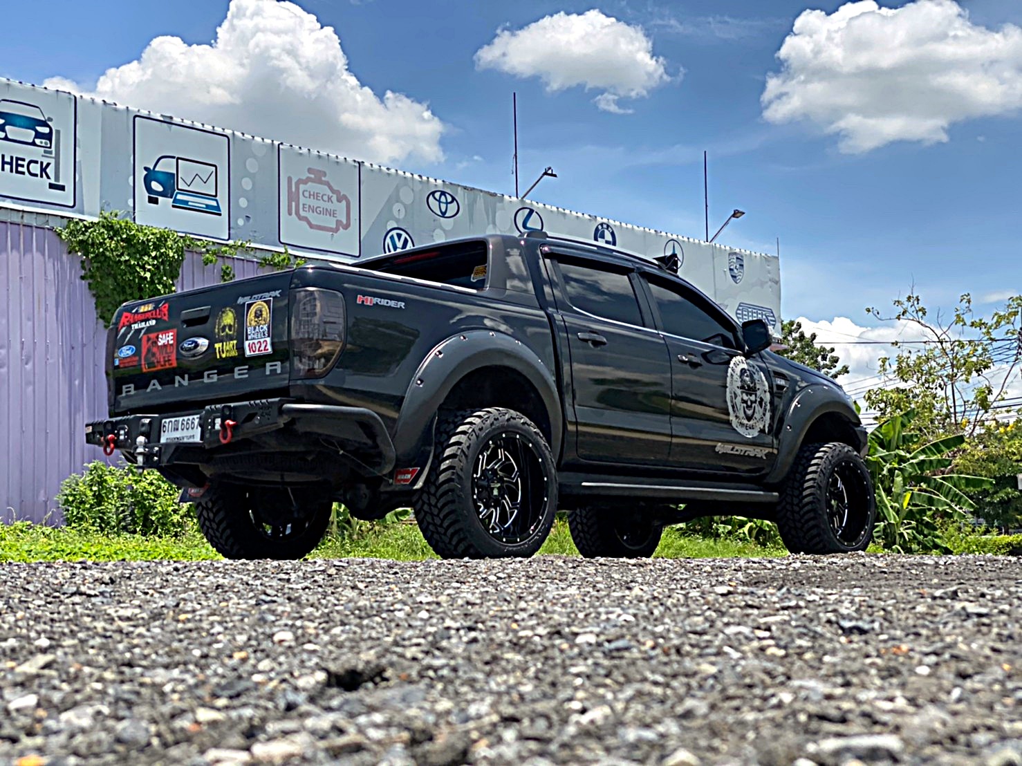 FORD WILDTRACK ทรงเมกา