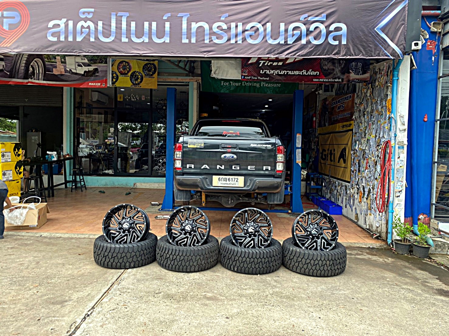 FORD WILDTRAK จัดทรงเมกาที่ STEP9