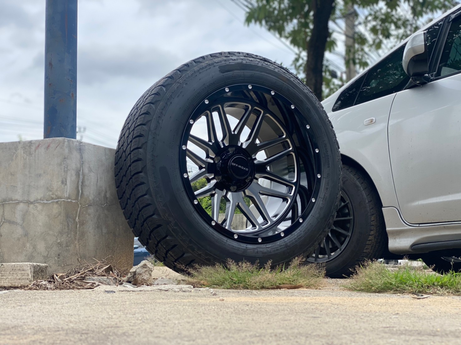 FORD ทรงเมกา ล้อเทพลึกสุดตาราง