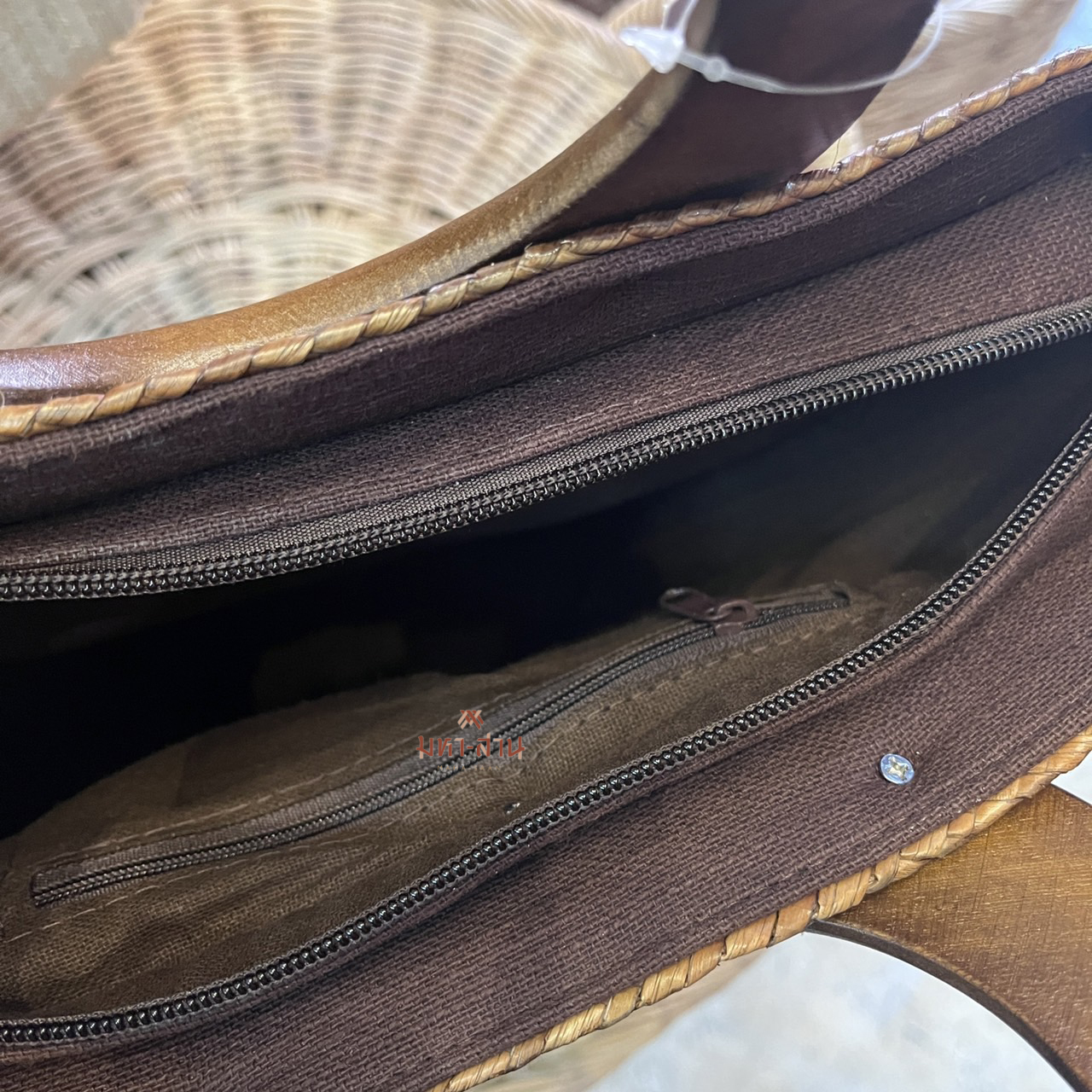 กระเป๋าสานกระจูด หูไม้ ของฝากผู้ใหญ่ ✨