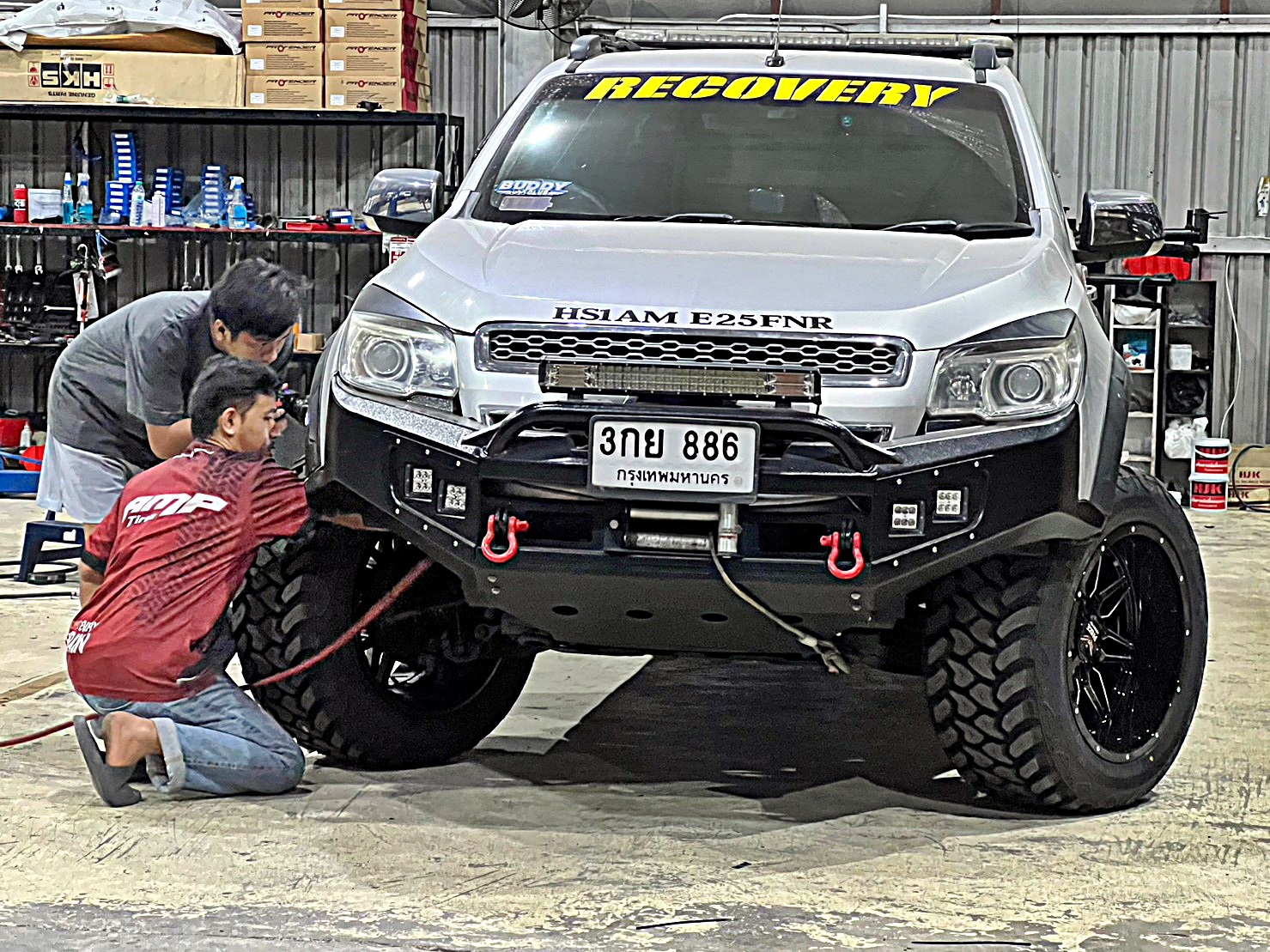 CHEVEROLET COLORADO ทรงเมกา แต่งที่ STEP9