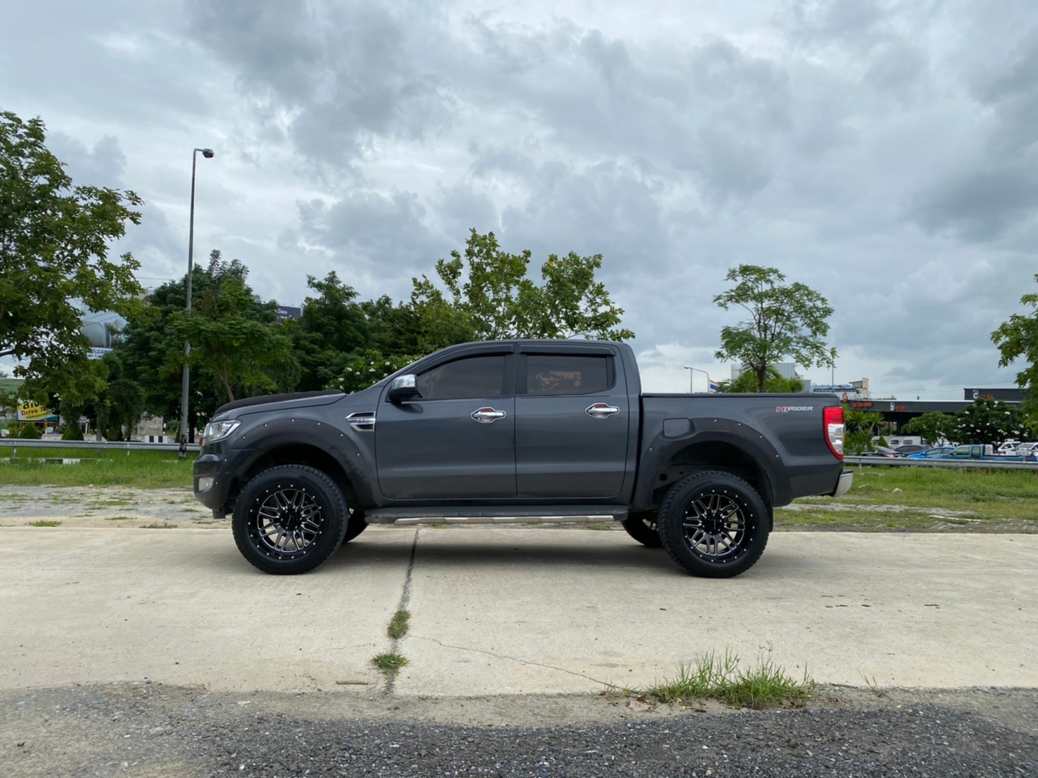 FORD ทรงเมกา ล้อเทพลึกสุดตาราง