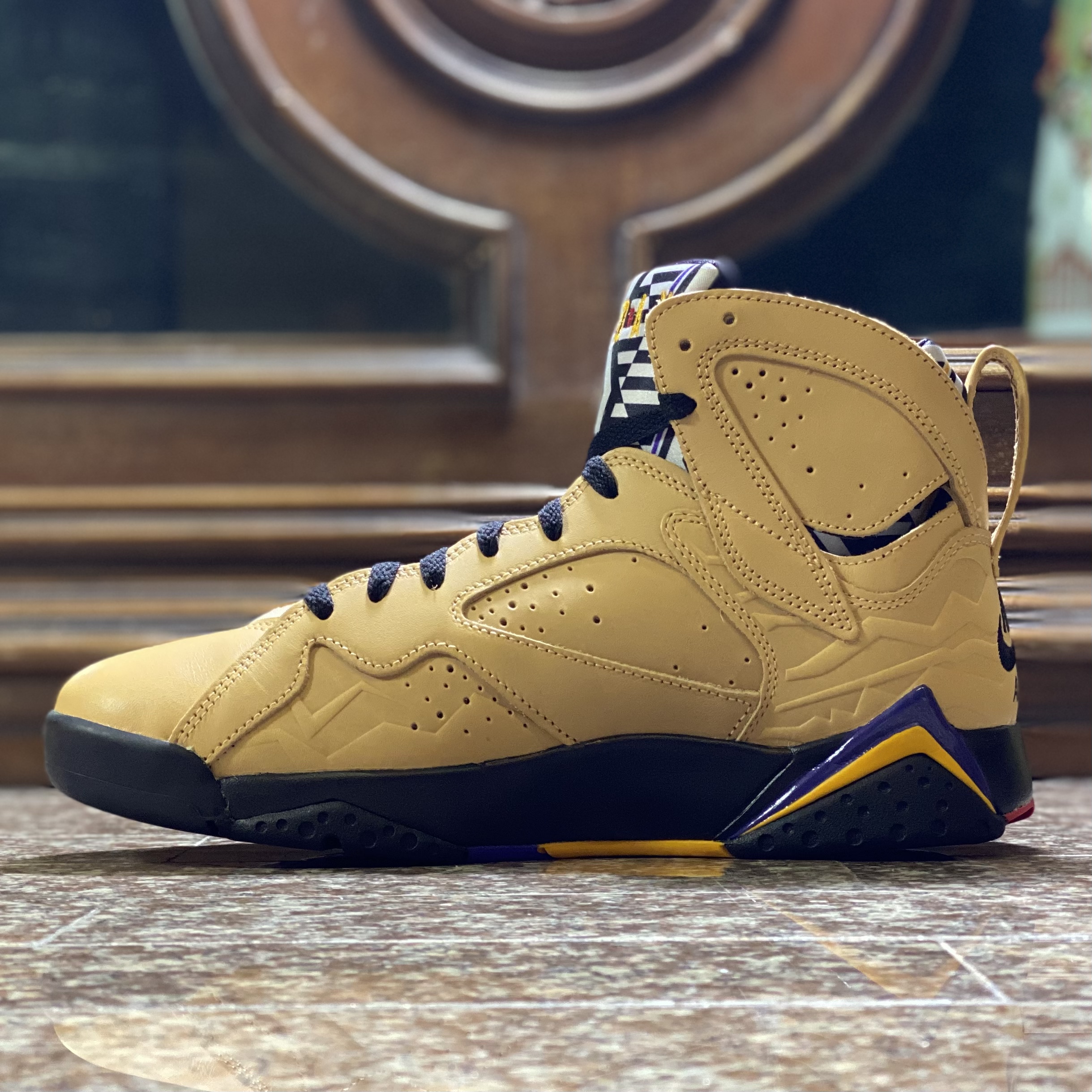 รองเท้า Nike Air Jordan 7 Retro SE ‘Afrobeats’ (M9.5/10.5US)
