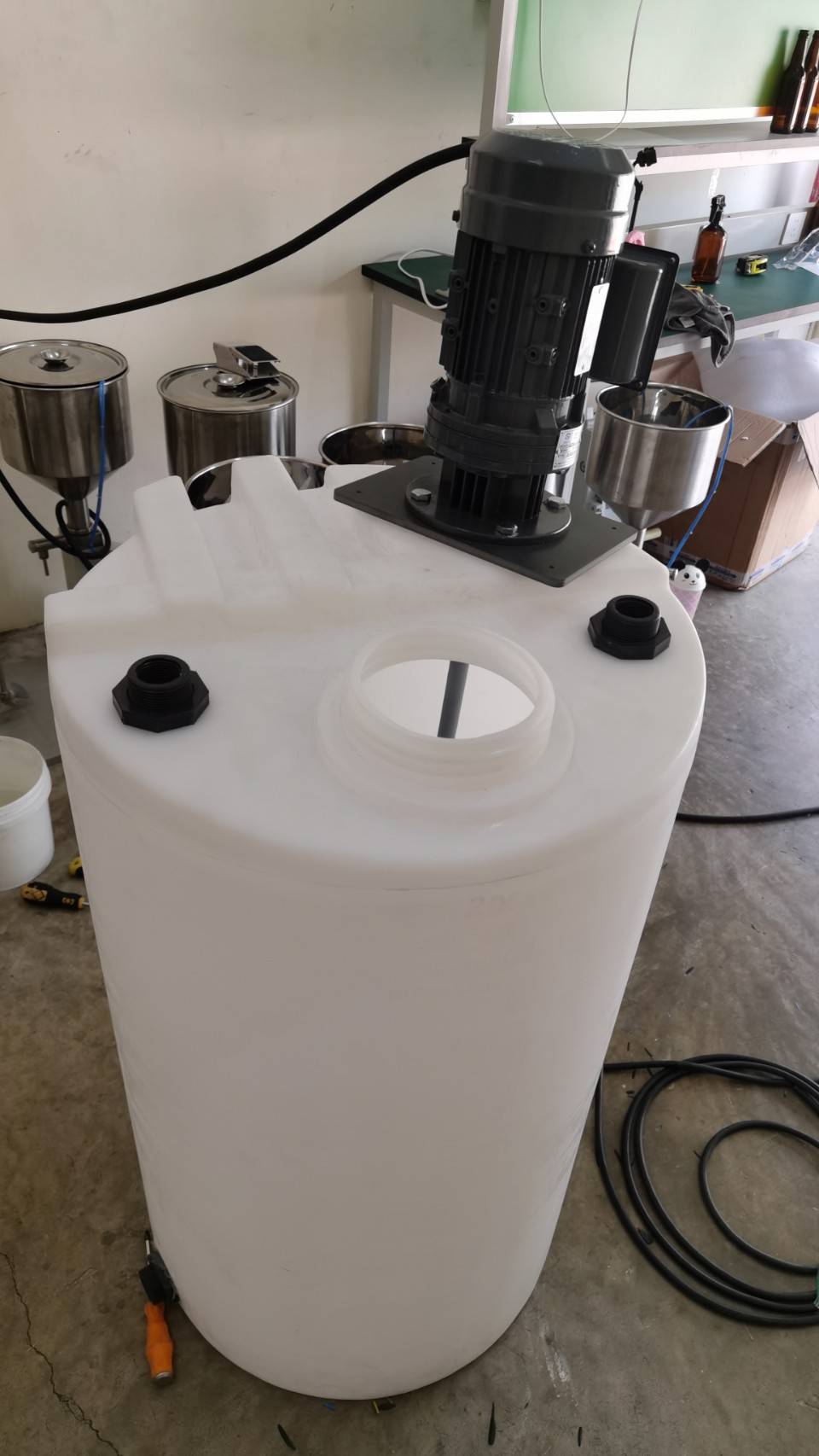 🌈 13700 NBCY-01 ถังผสมขนาด 1000 L + หัวปั่น