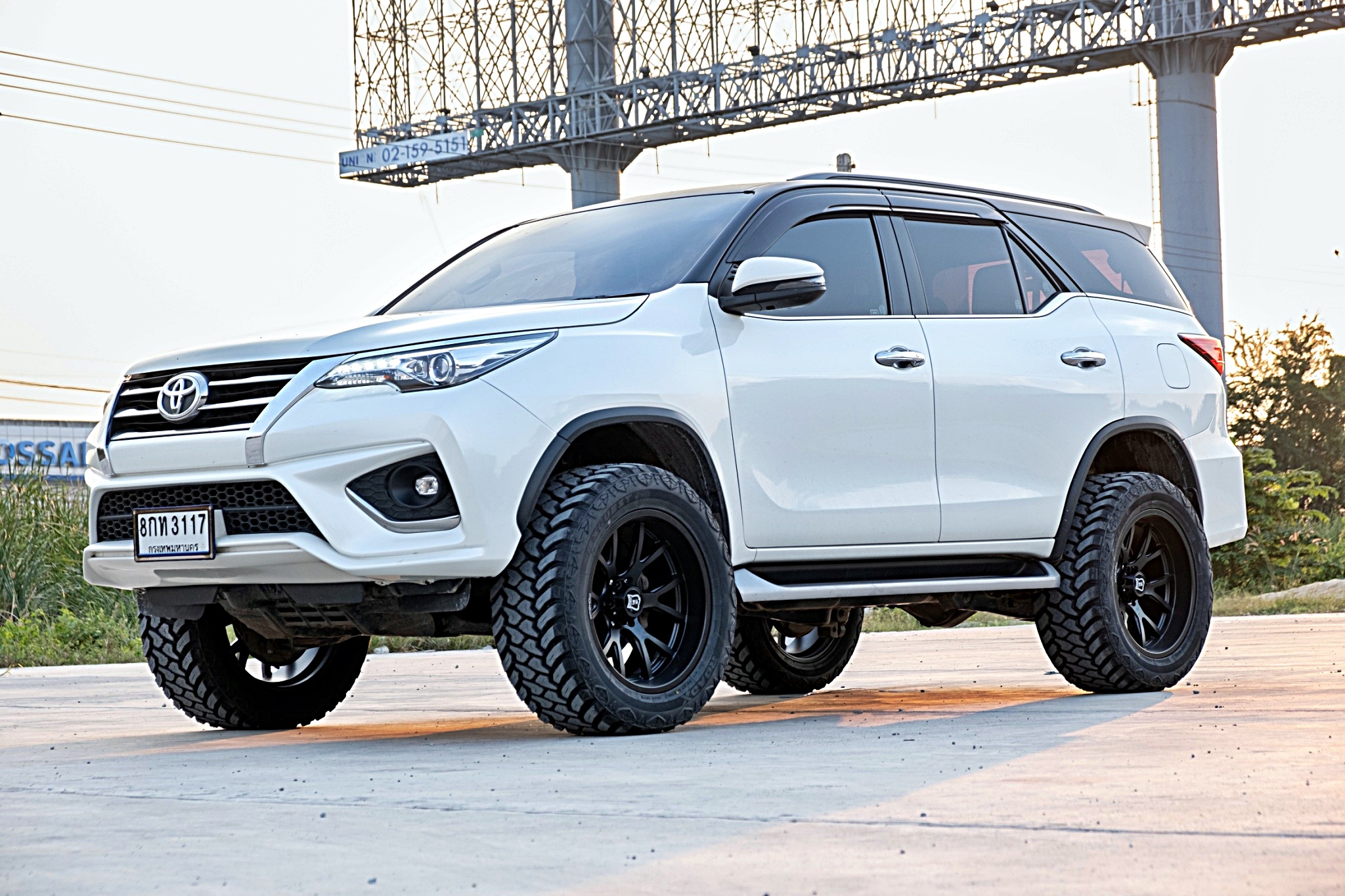 TOYOTA FORTUNER ทรงเมกาที่ STEP9