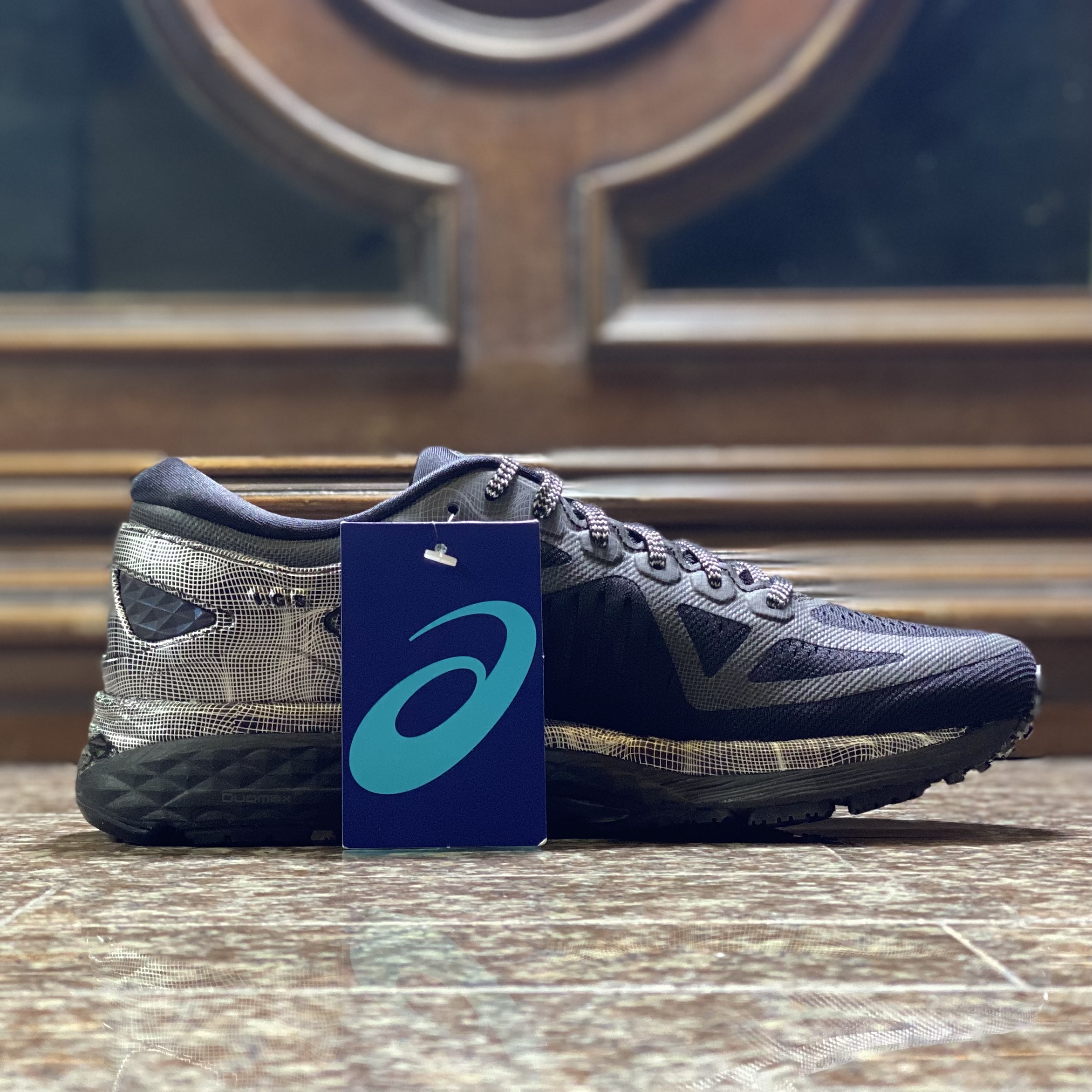 รองเท้าวิ่ง ASICS MetaRun ‘EXCLUSIVE’ (W8.5/9US)