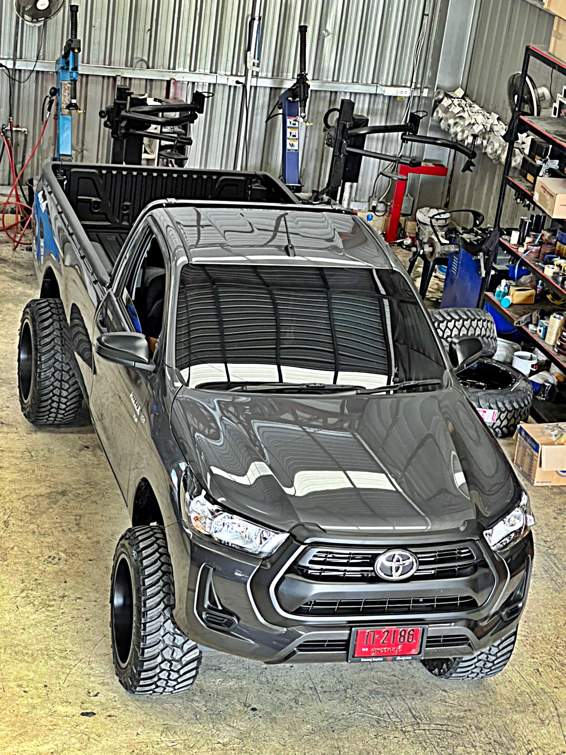 #TOYOTA_REVO_หัวเดียว จองคิวมาจากสุพรรณบุรี ทำทรงเมกาที่STEP9