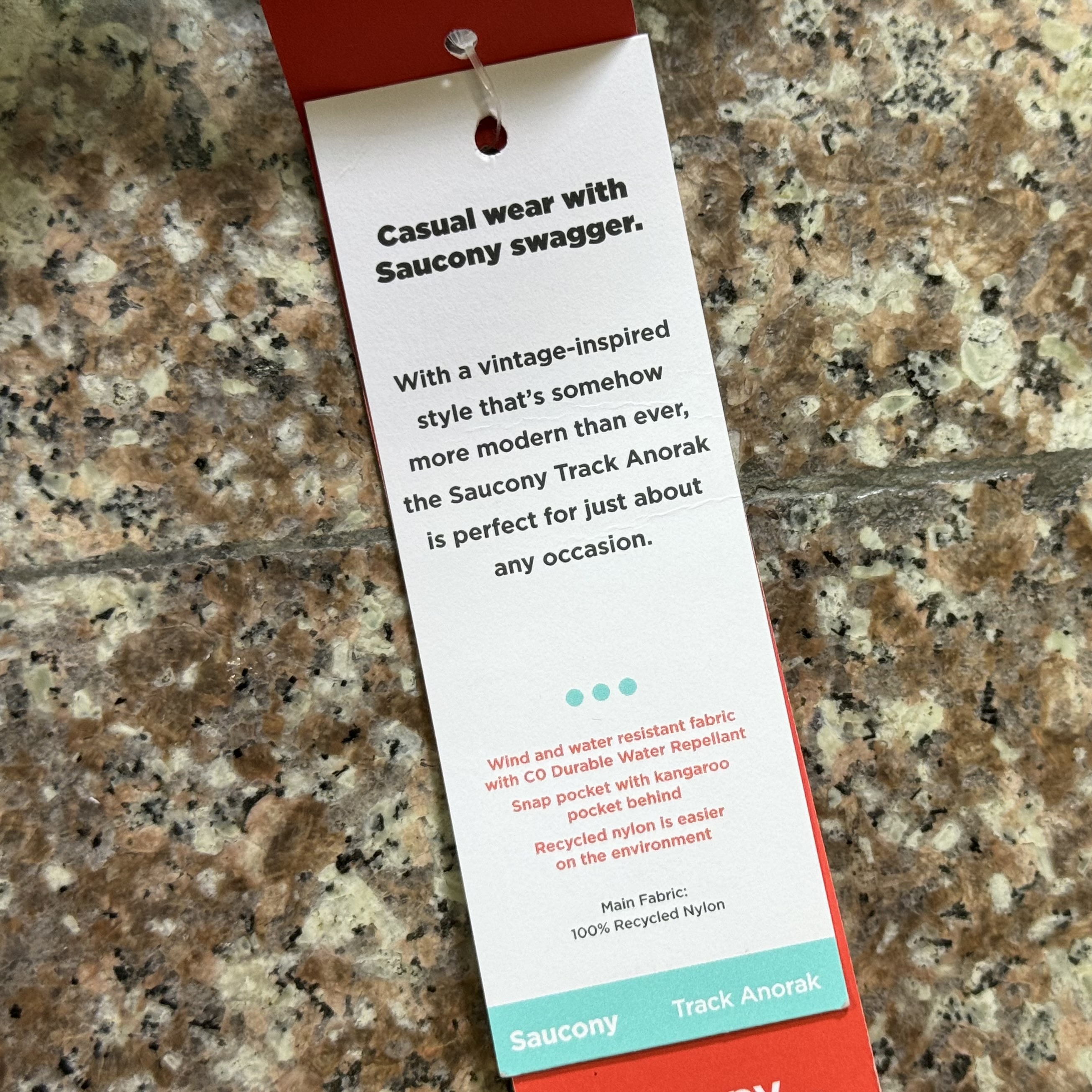 เสื้อ Saucony Track Anorak Women Jacket (M)