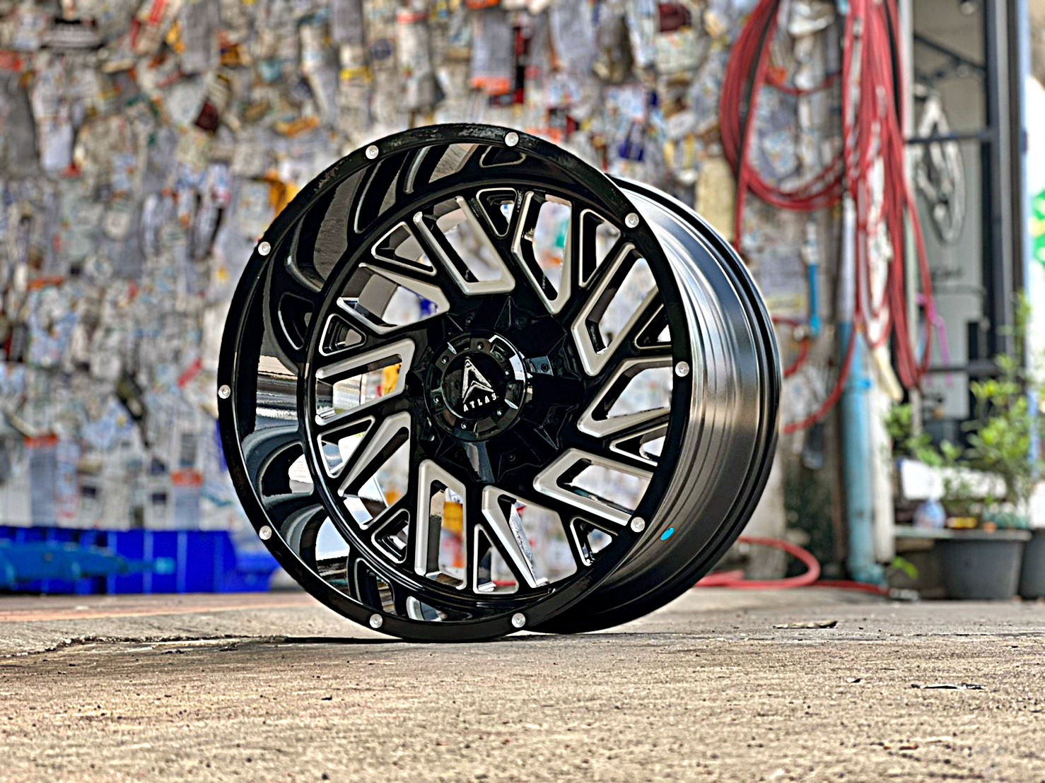 มาใหม่ ATLAS LP105 20X12.0 ET-44 6/139.7