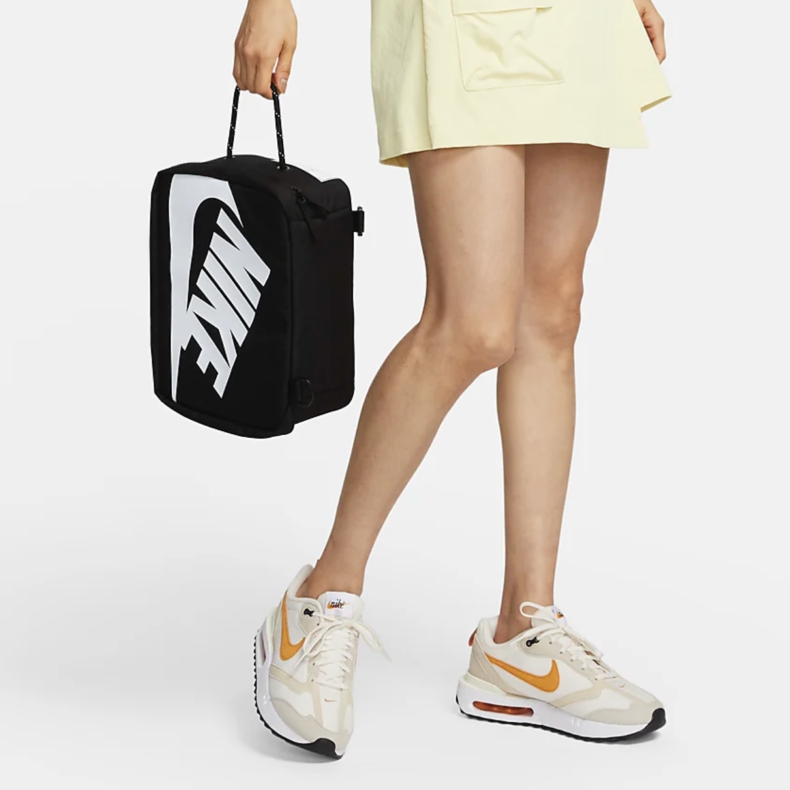 กระเป๋า Nike ShoeBox Bag 8L ‘ORANGE’