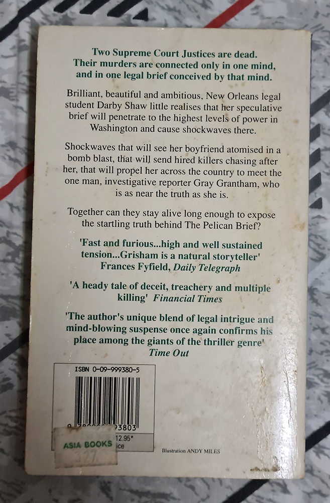 หนังสือ John Grisham ตอน The Pelican Brief ปกอ่อน
